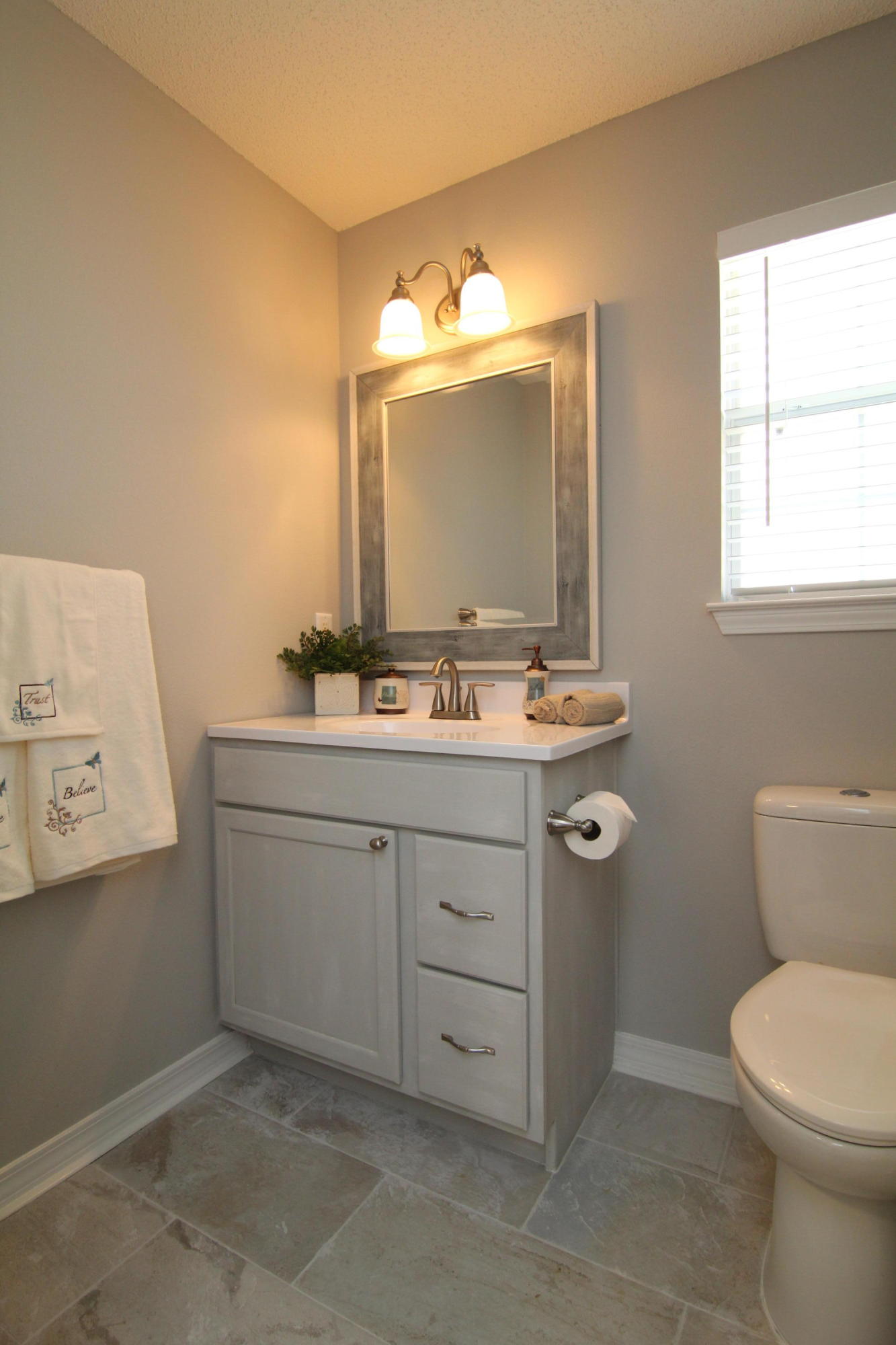 PARADISE RETREAT - Residential