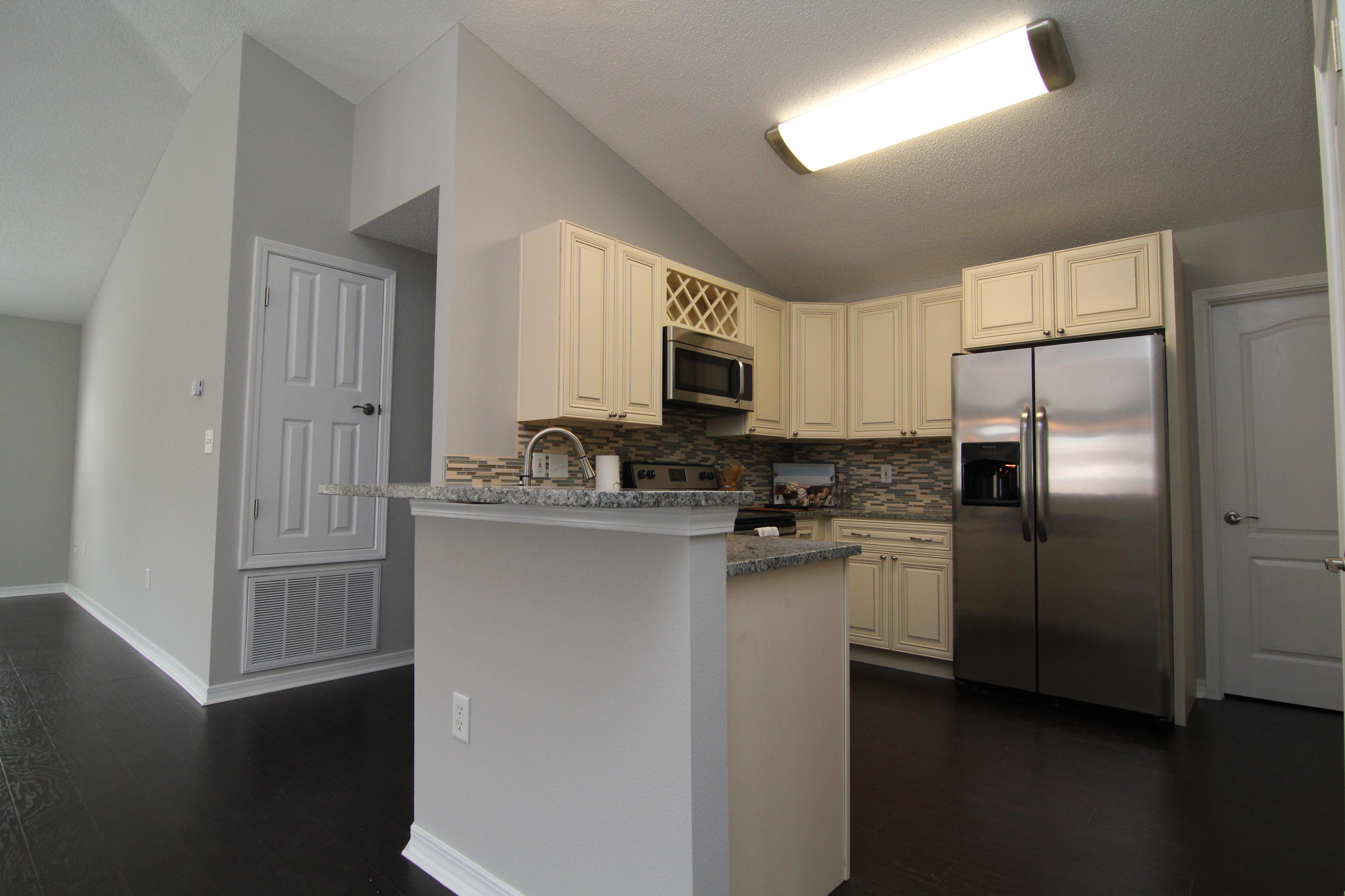 PARADISE RETREAT - Residential