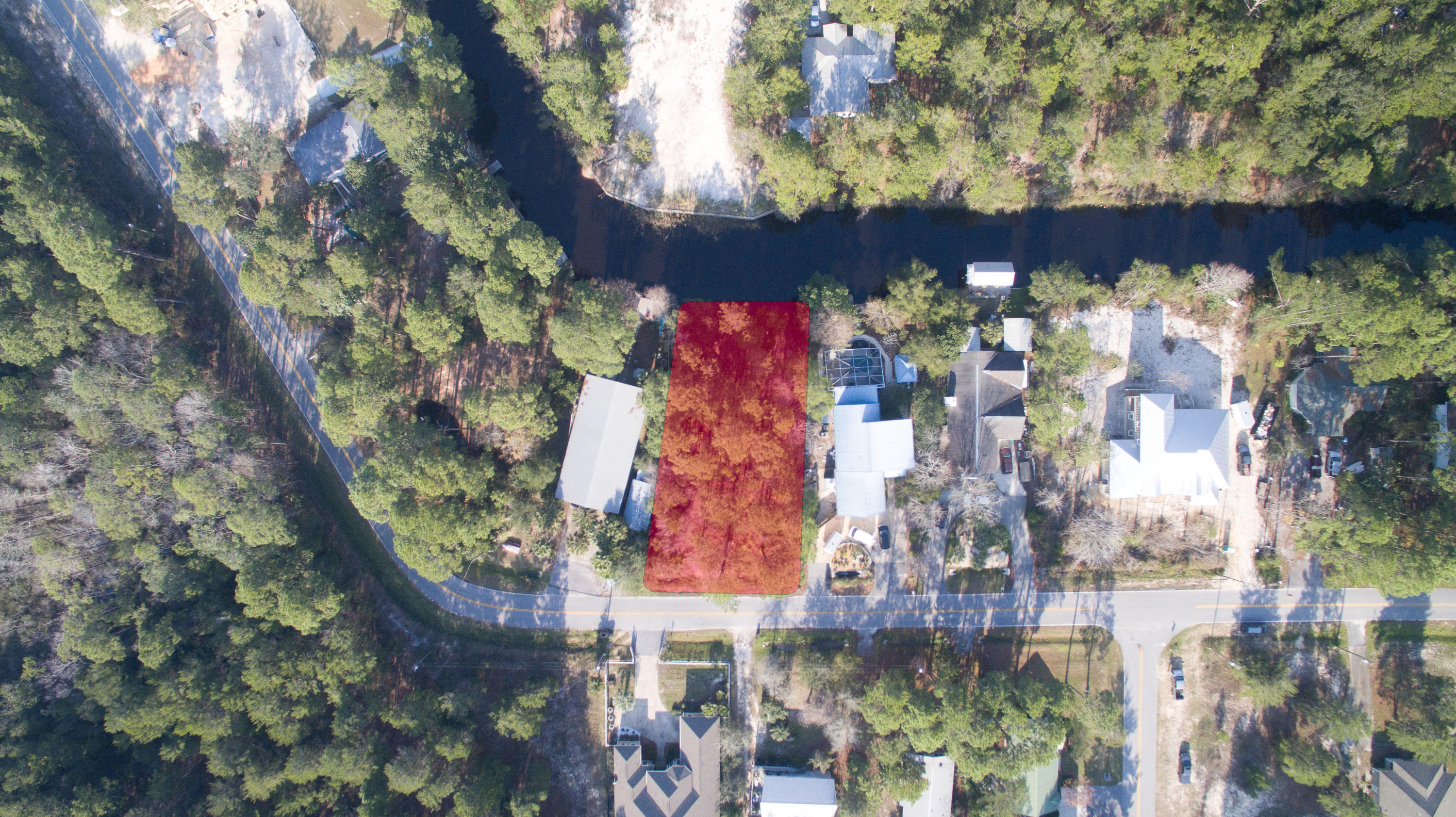 DAUGHETTES AMENDED - Land