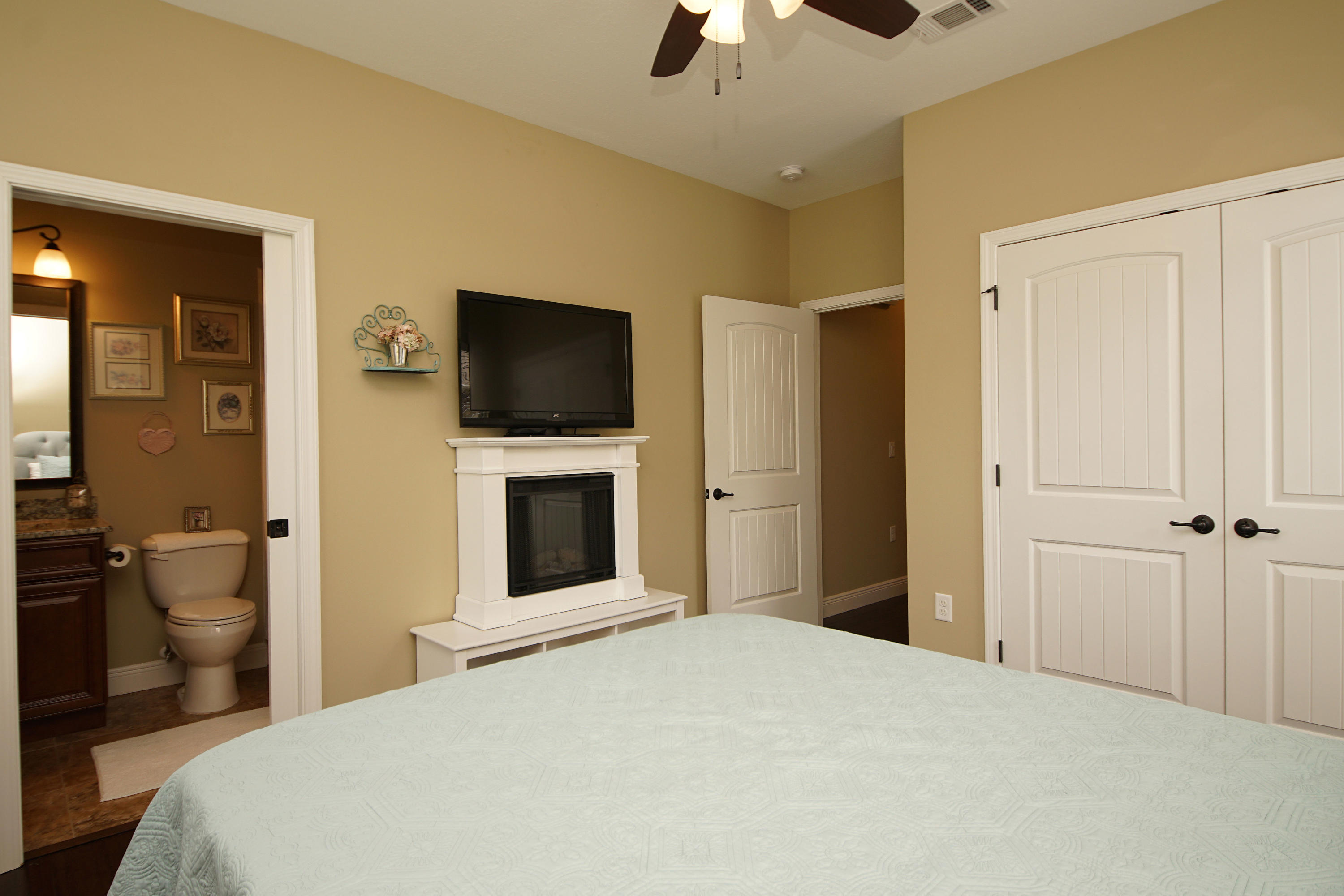 MAJESTIC OAKS - Residential