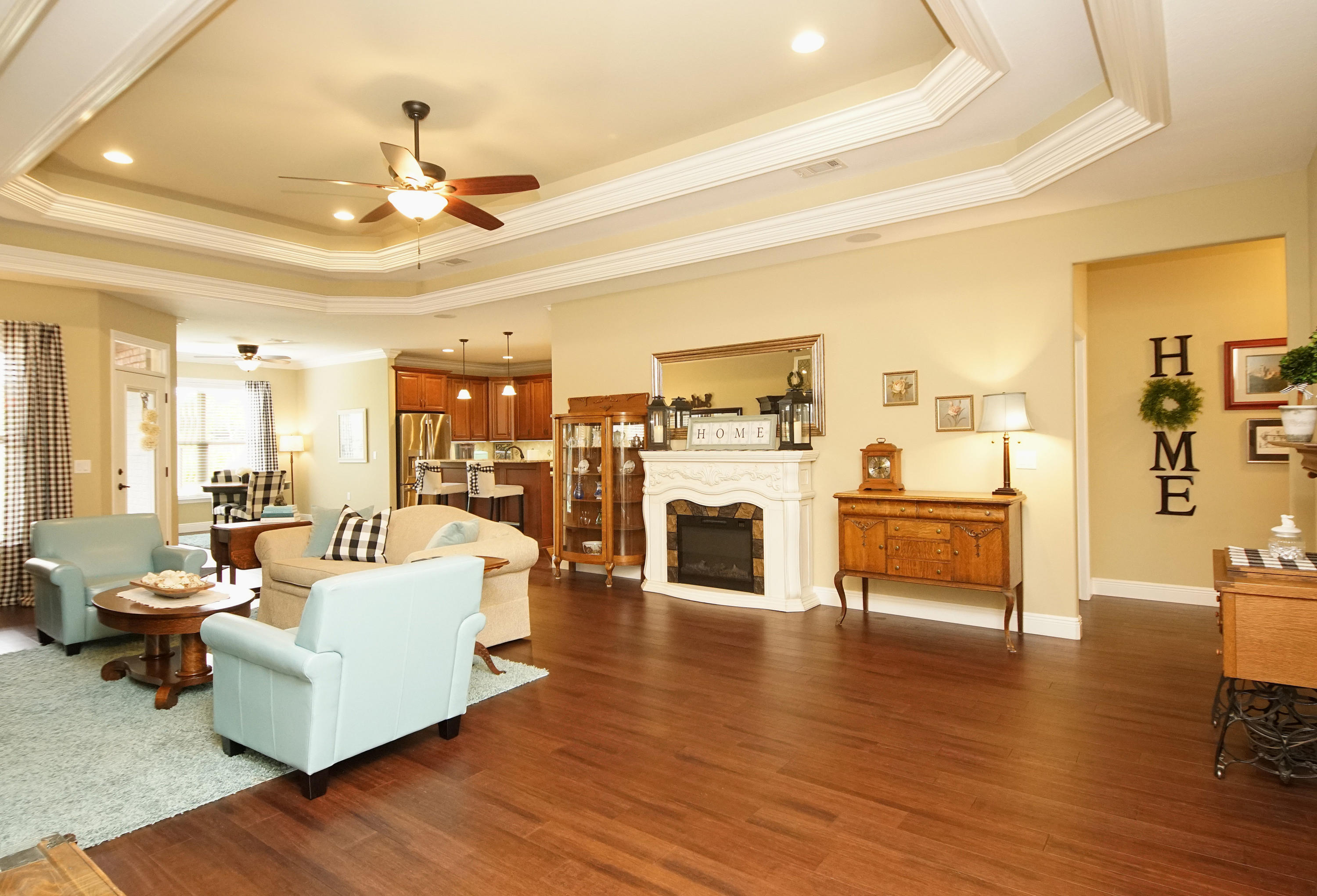 MAJESTIC OAKS - Residential