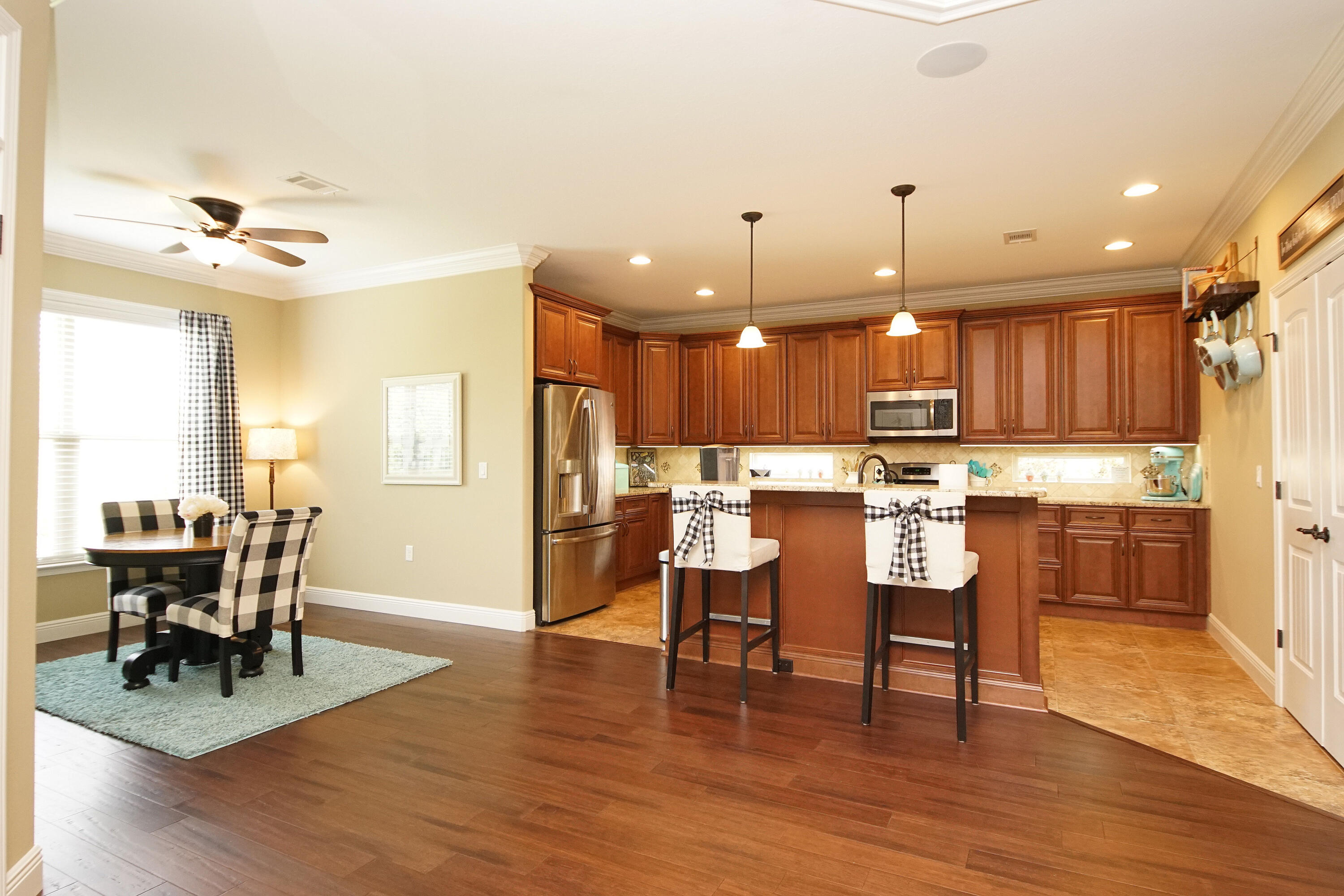 MAJESTIC OAKS - Residential