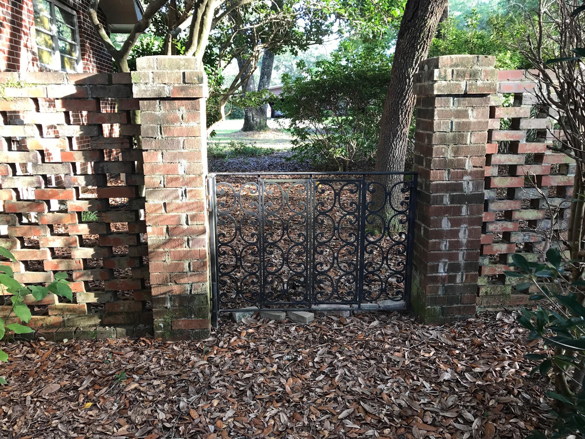 VALPARAISO PLAT 06 Lots 8 and 9 Block 10 - Residential