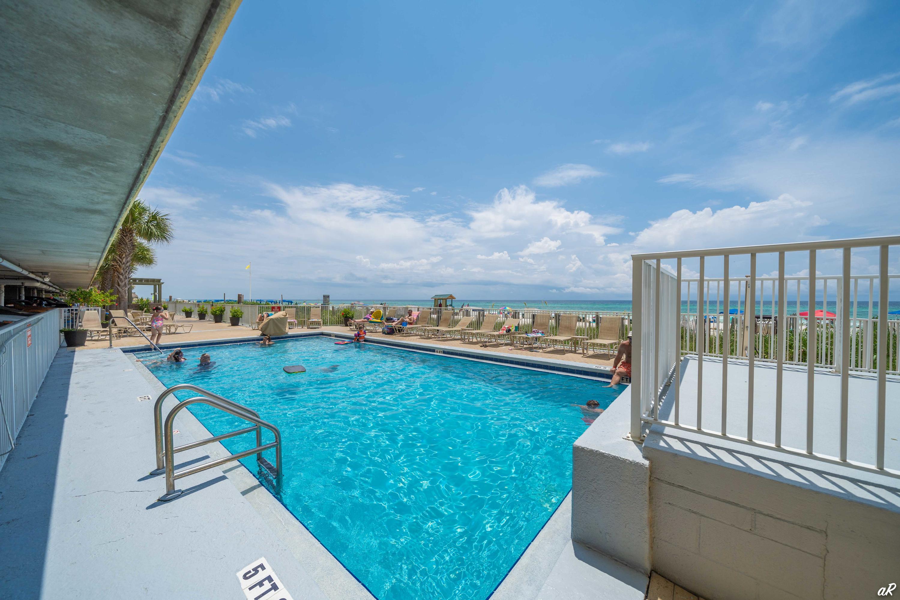 EMERALD ISLE - Residential