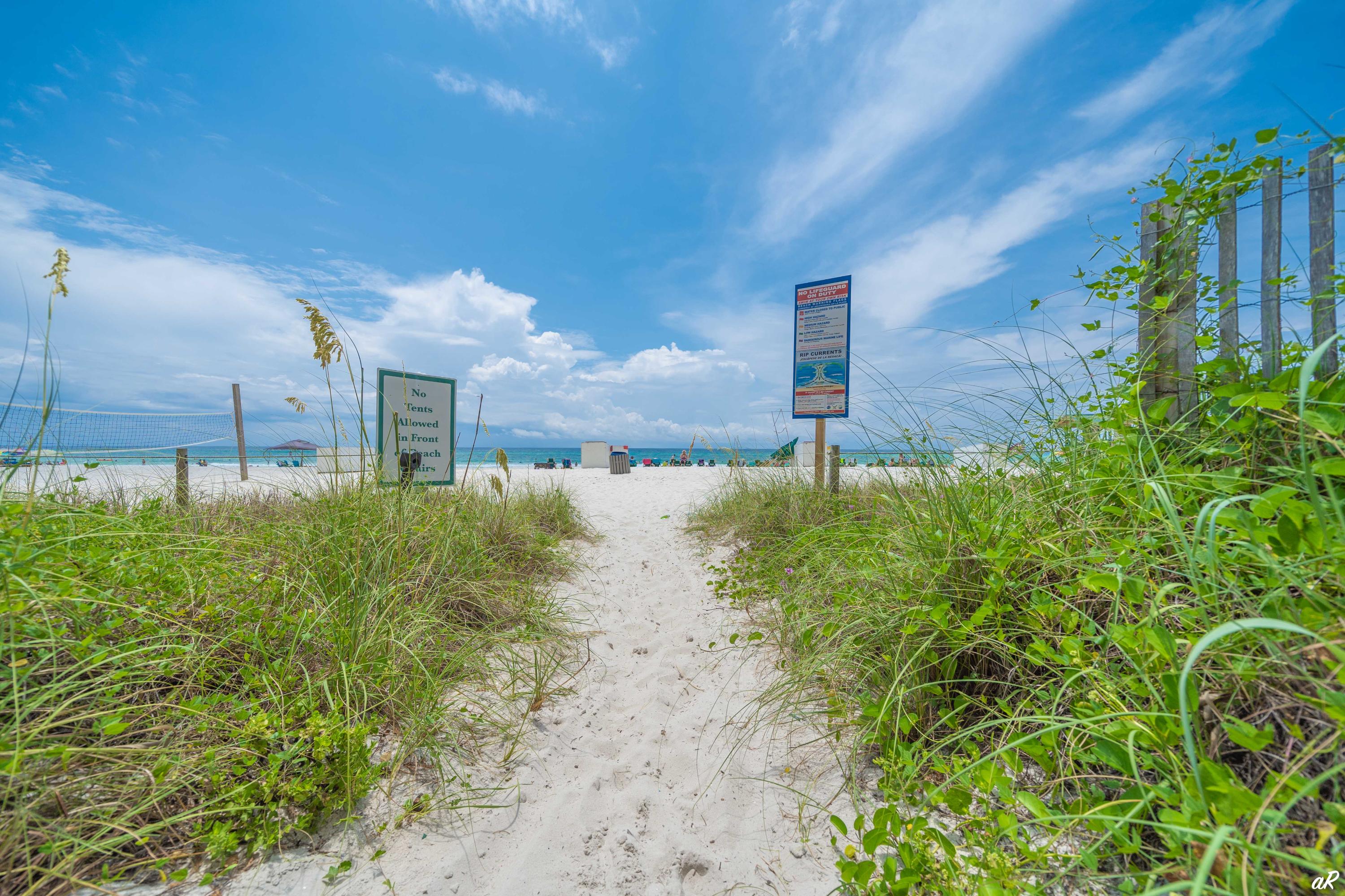 EMERALD ISLE - Residential