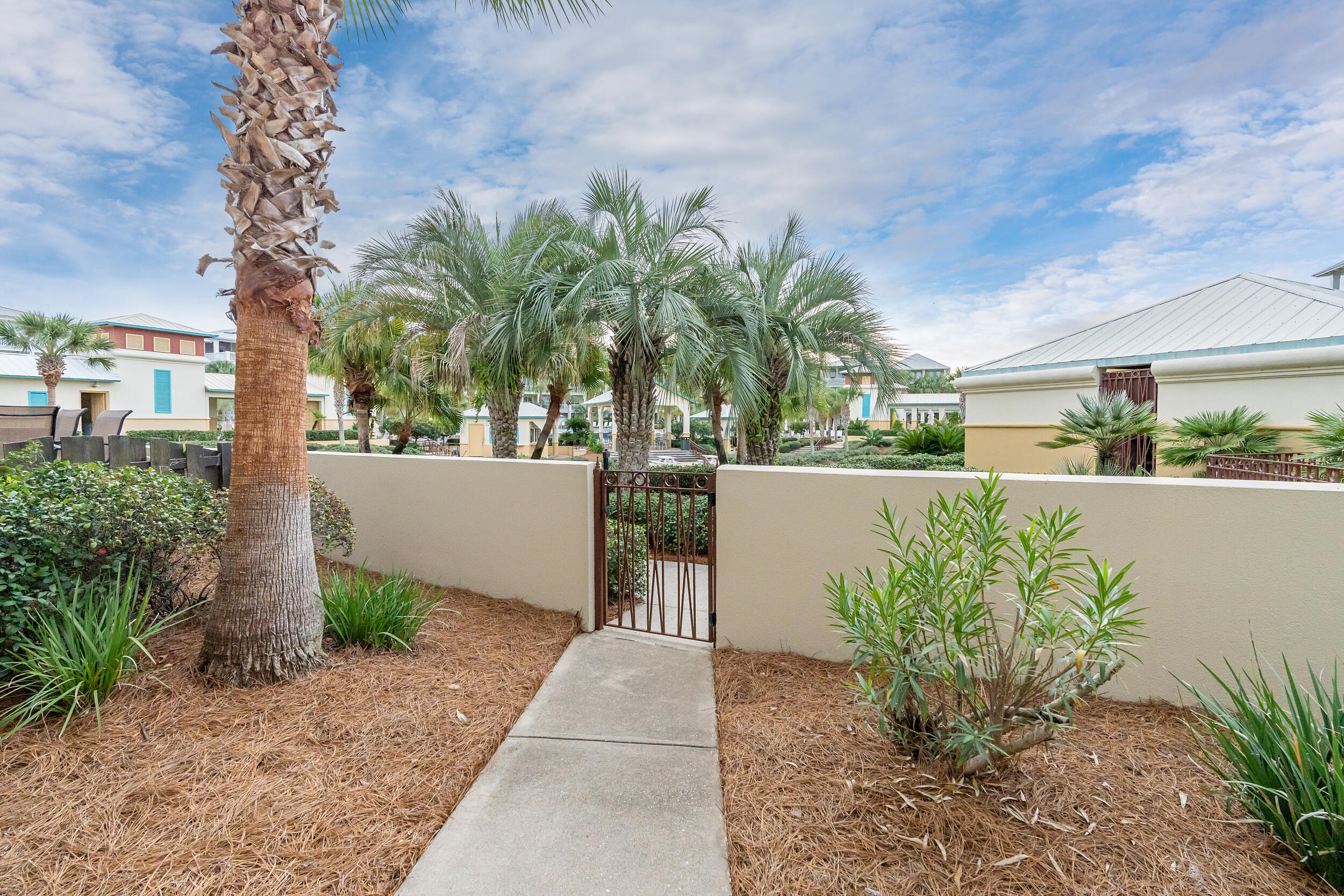 SEACREST BEACH - Residential