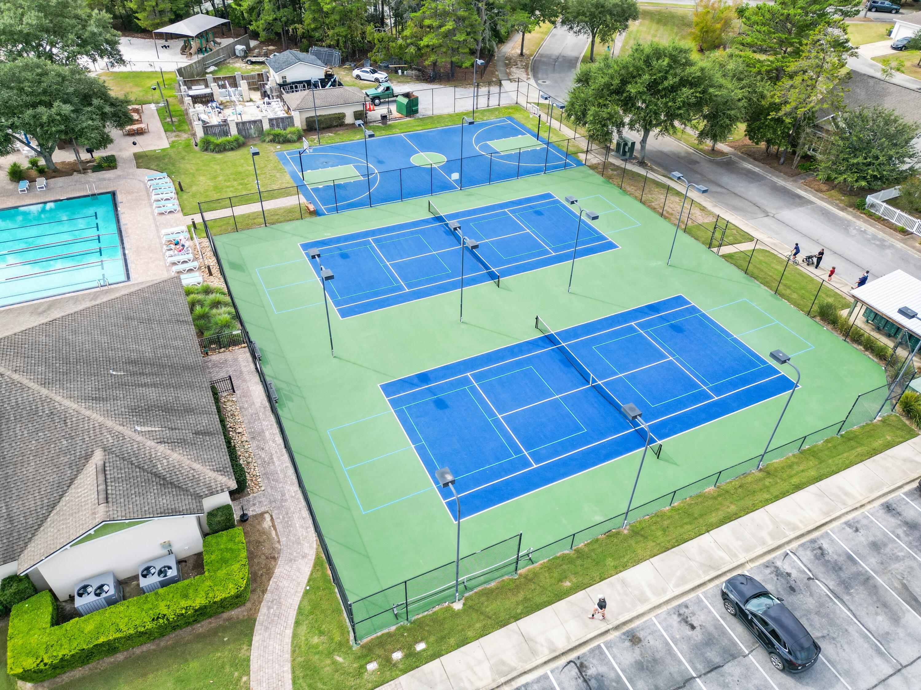 HAMMOCK BAY - Residential