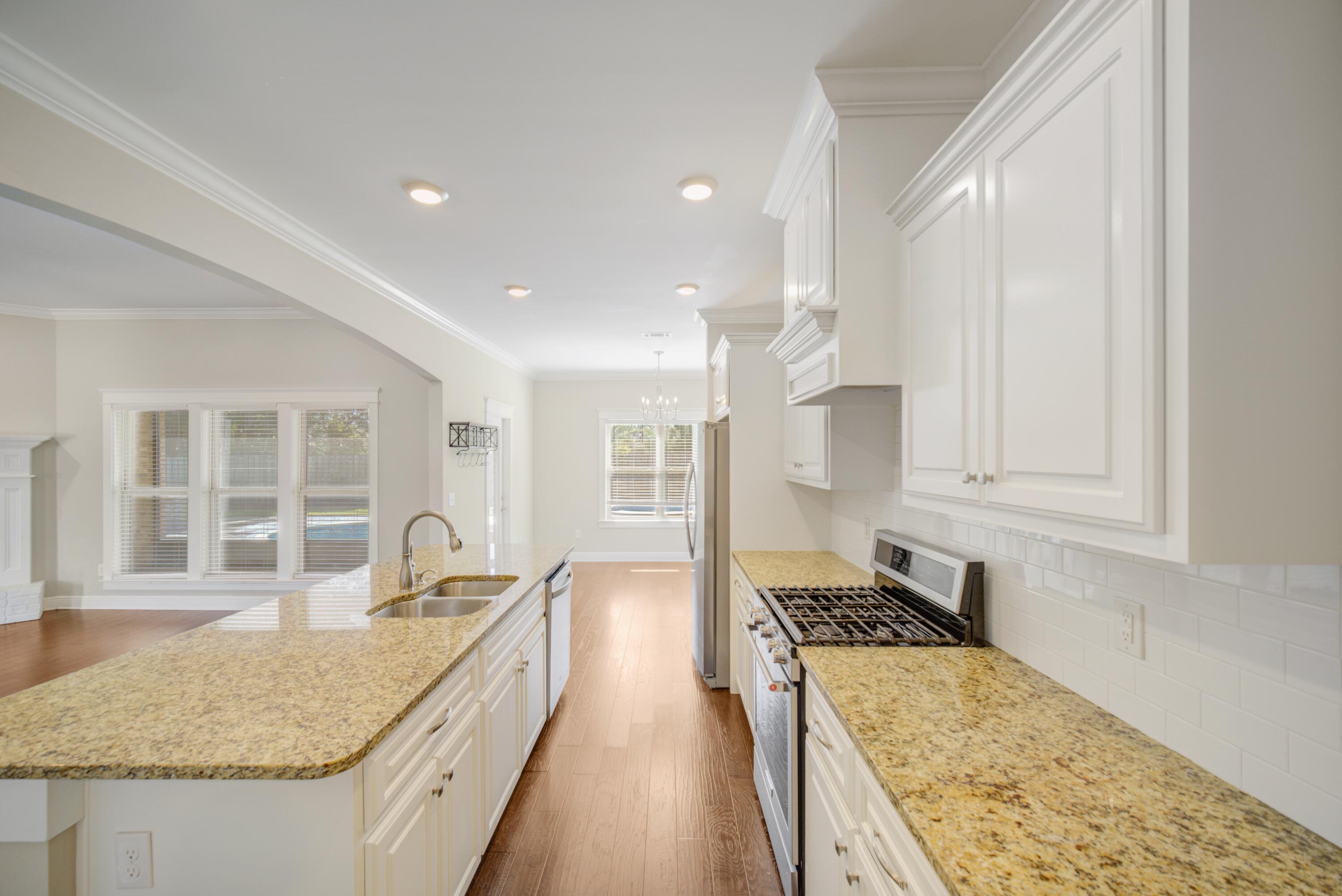 HAMMOCK BAY - Residential