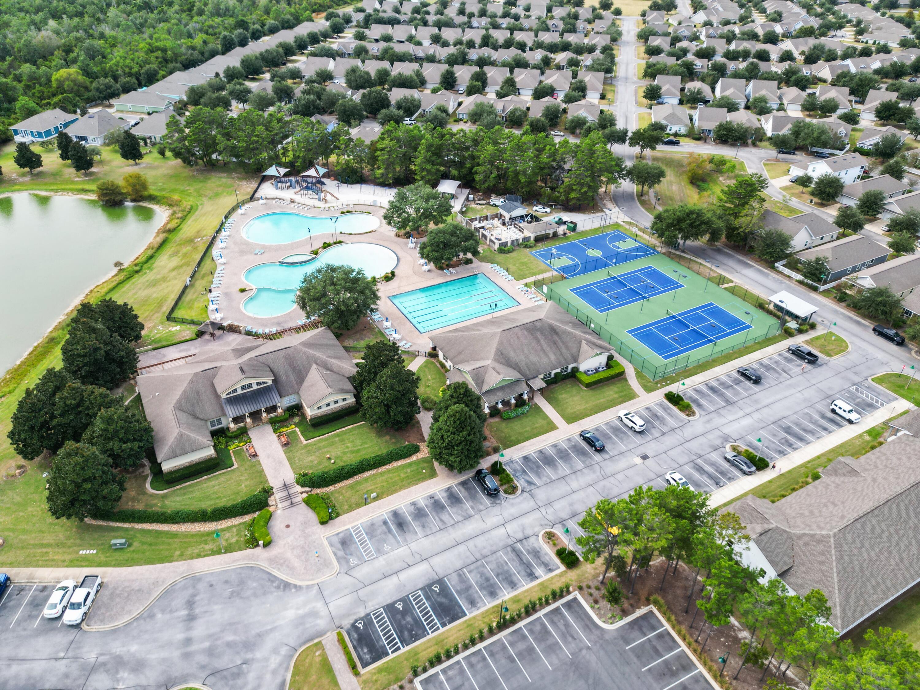 HAMMOCK BAY - Residential