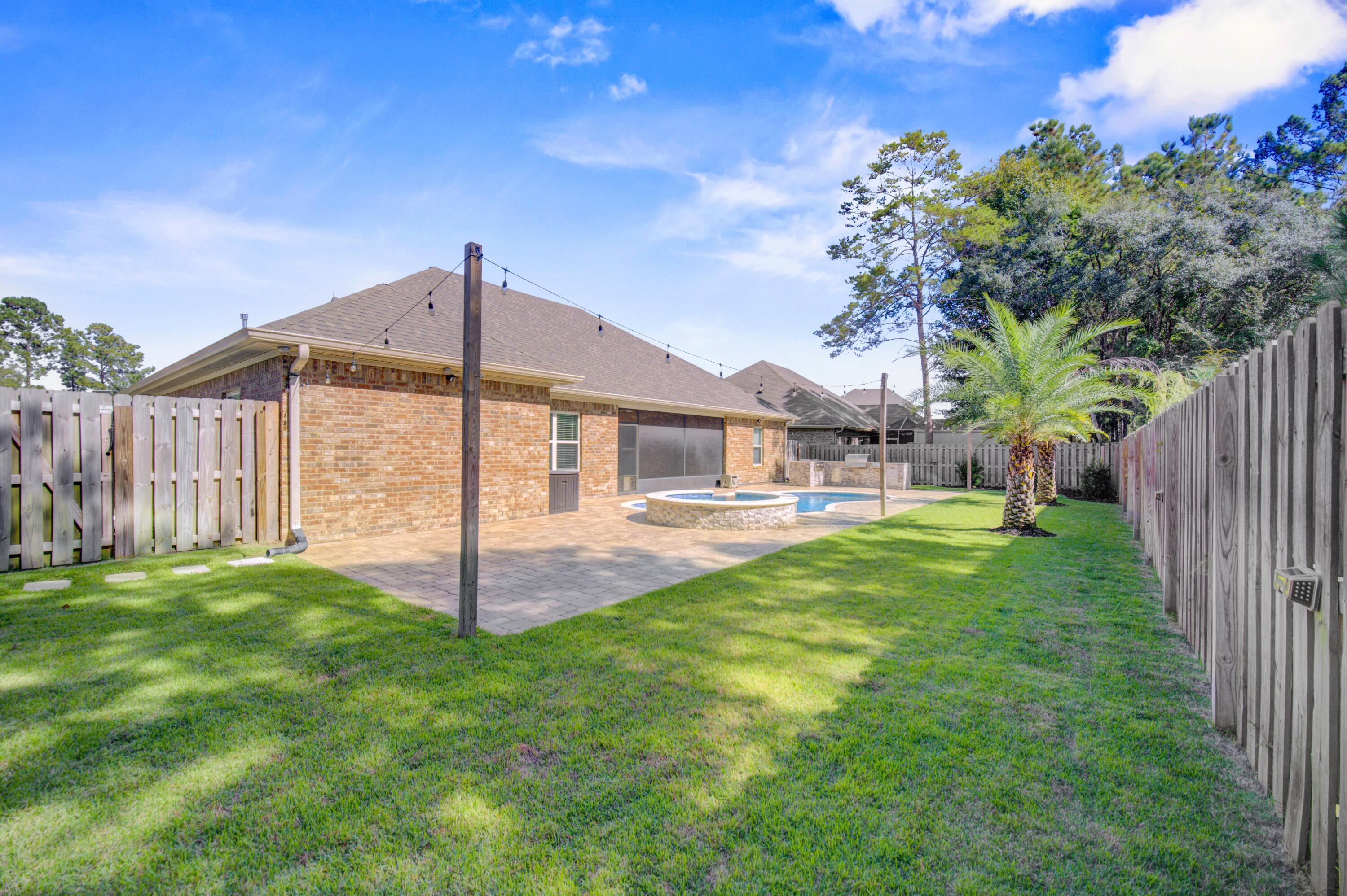 HAMMOCK BAY - Residential