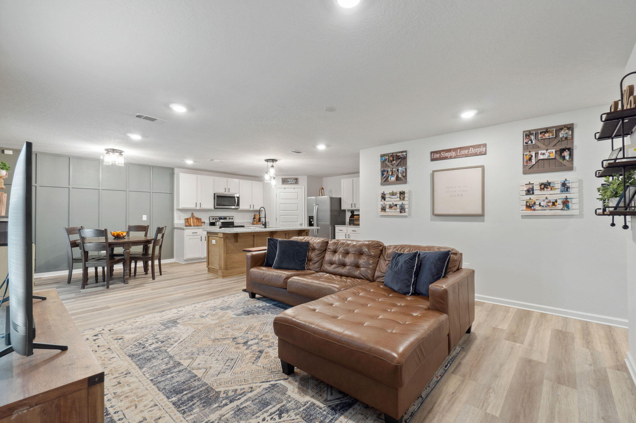 WOODLANDS PH 2 - Residential