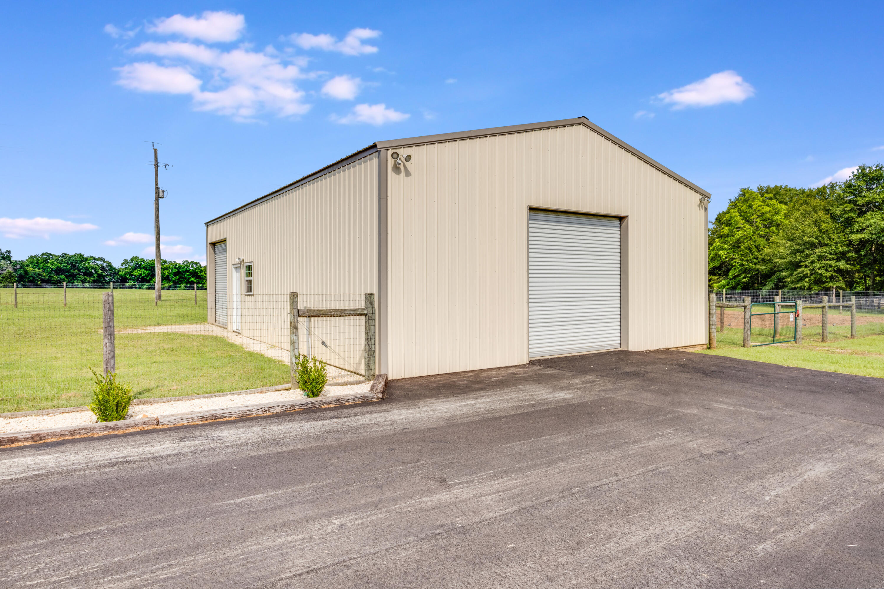 1725 Vinson Ray Road