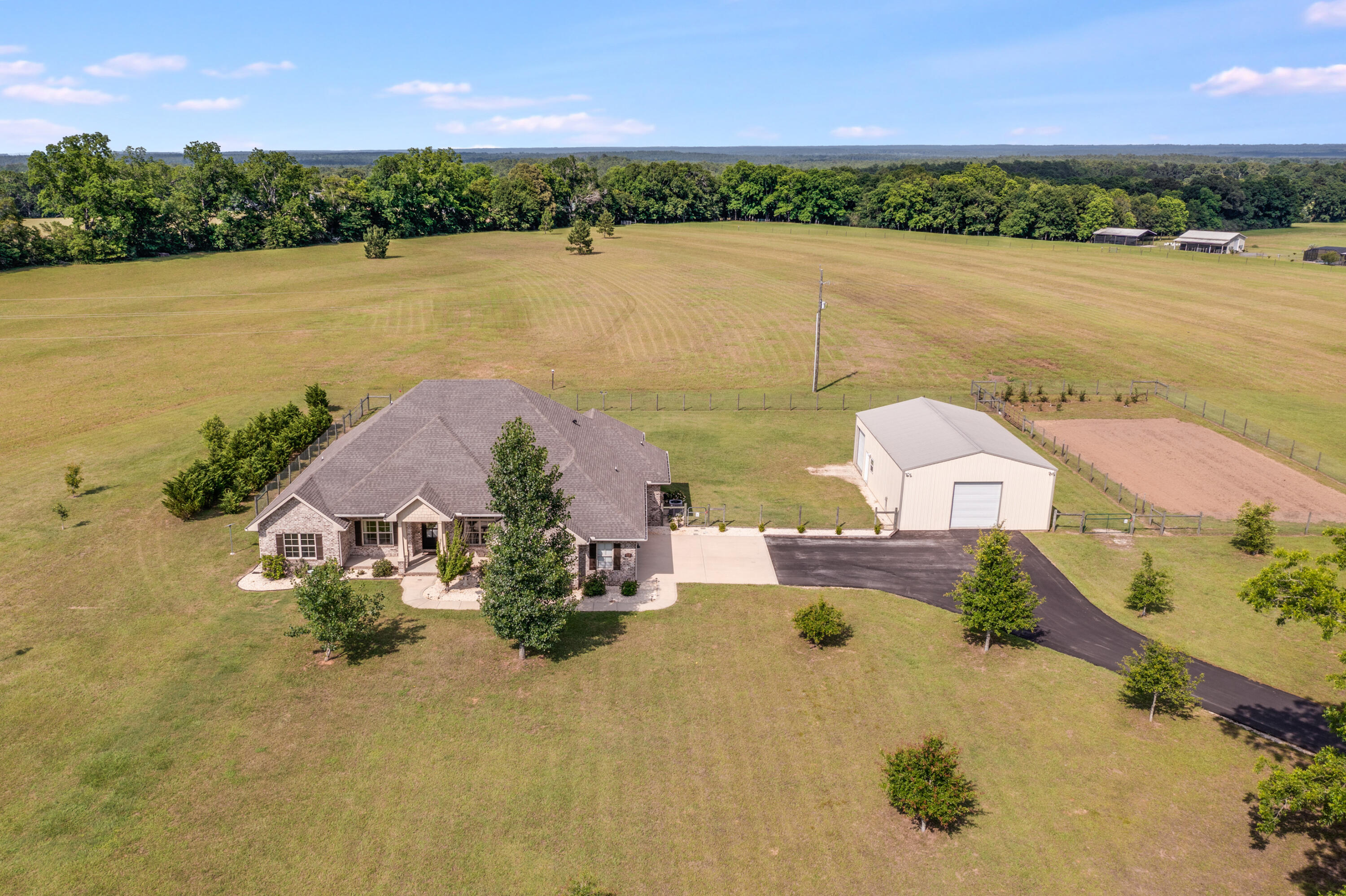 1725 Vinson Ray Road