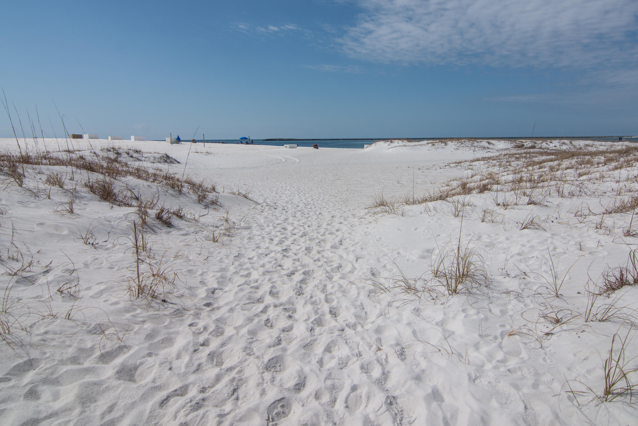 POOLSIDE VILLAS CONDO - Residential