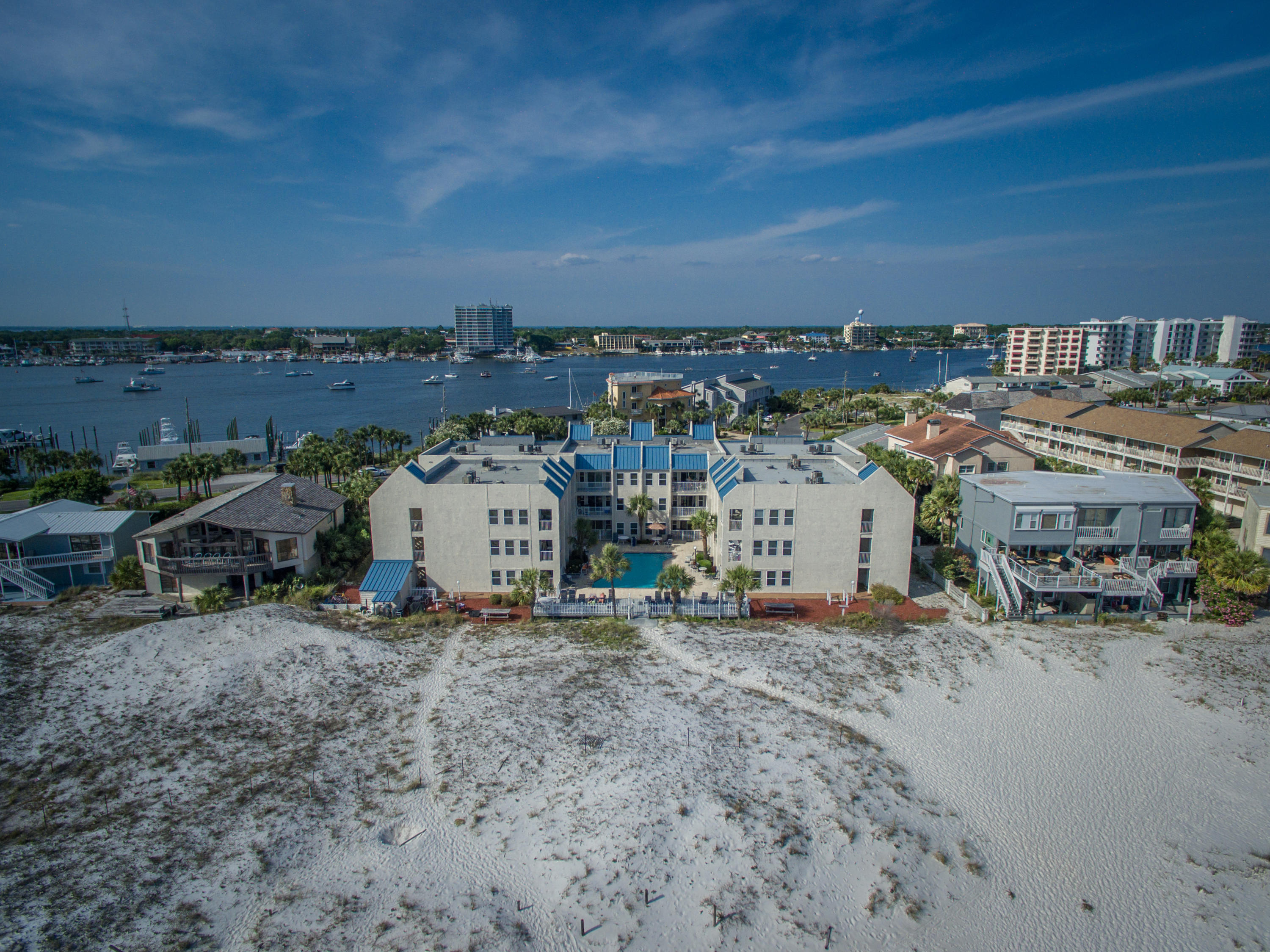 POOLSIDE VILLAS CONDO - Residential