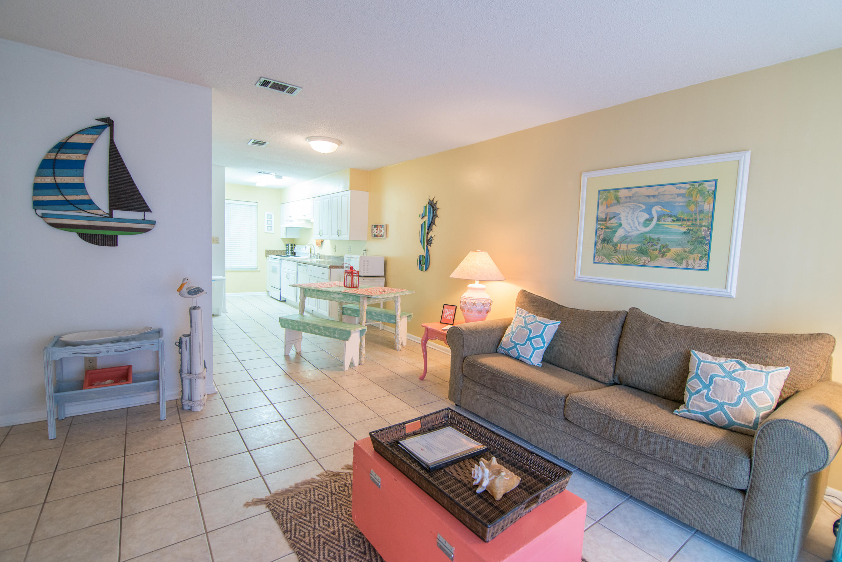 POOLSIDE VILLAS CONDO - Residential