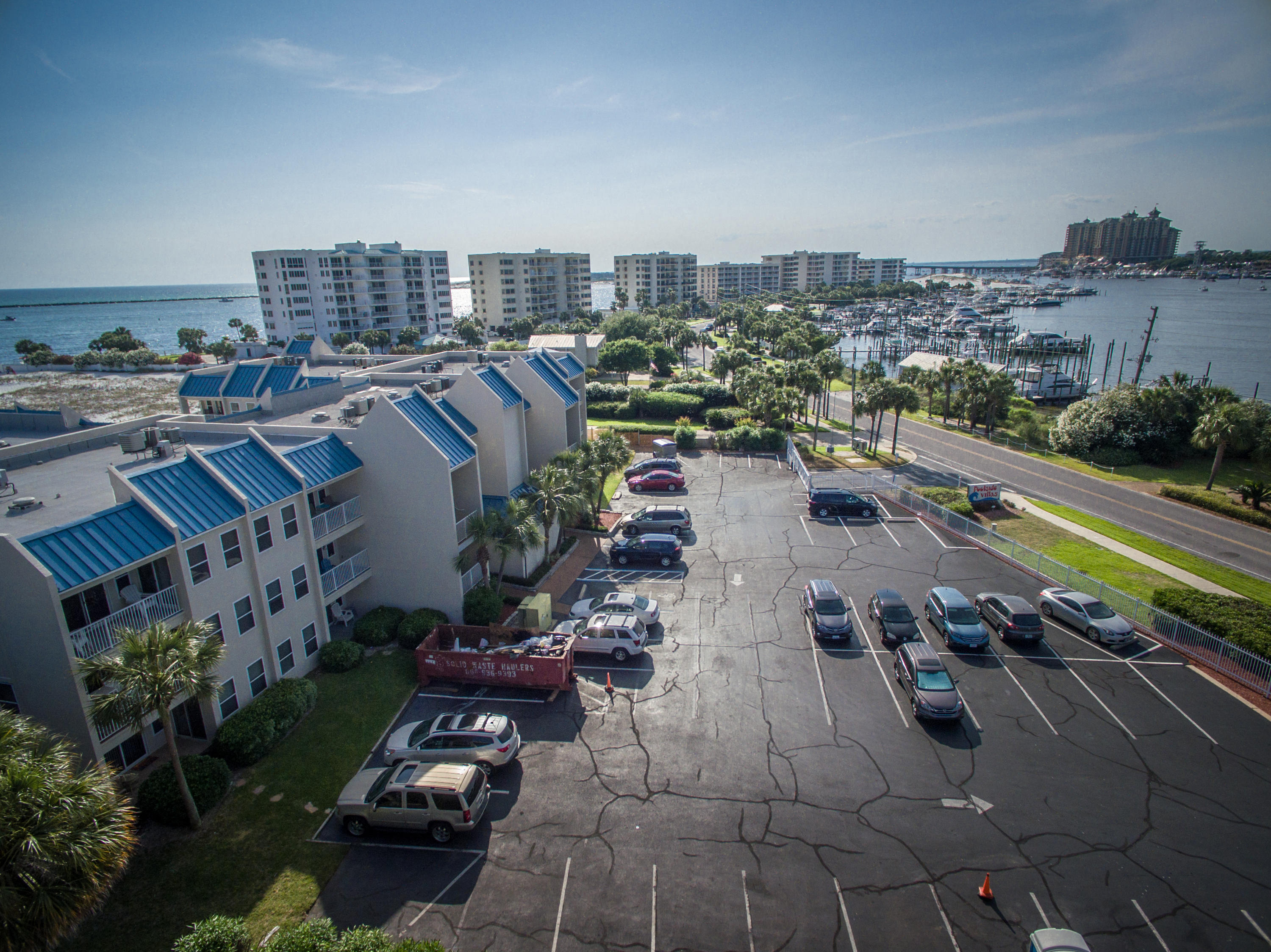 POOLSIDE VILLAS CONDO - Residential