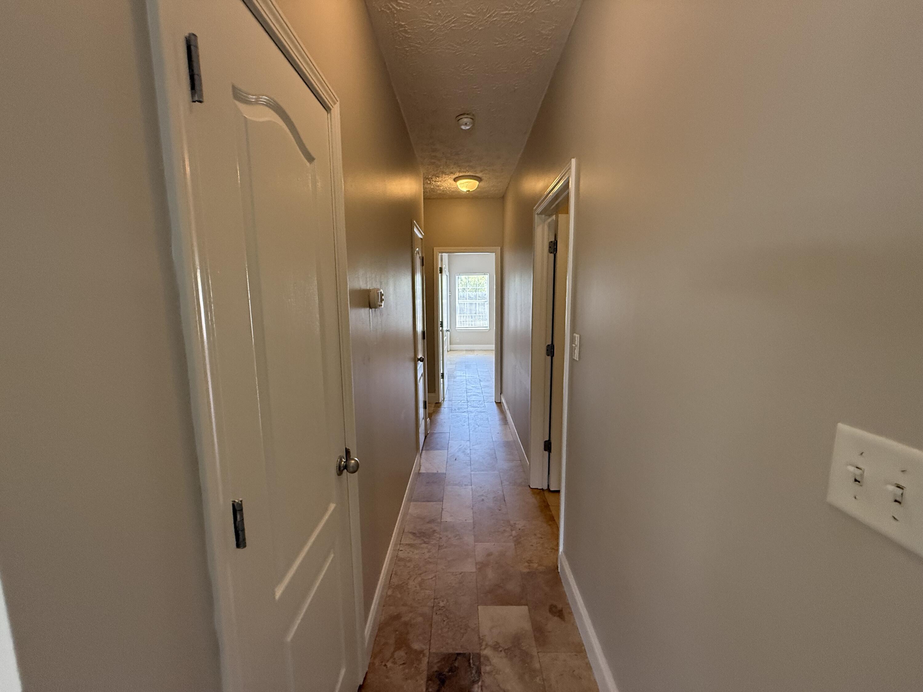 BRANDON OAKS 2ND ADD - Residential Lease