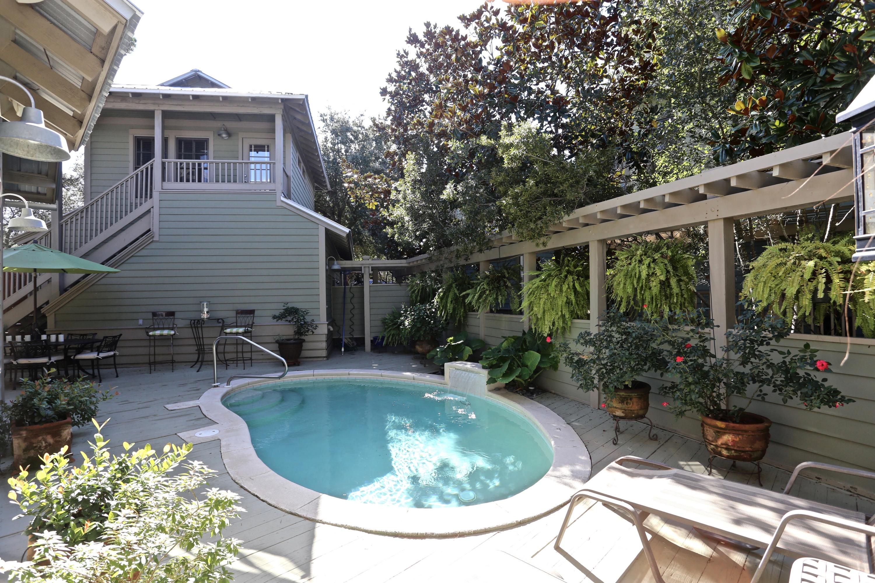 SUMMER RIDGE - Residential