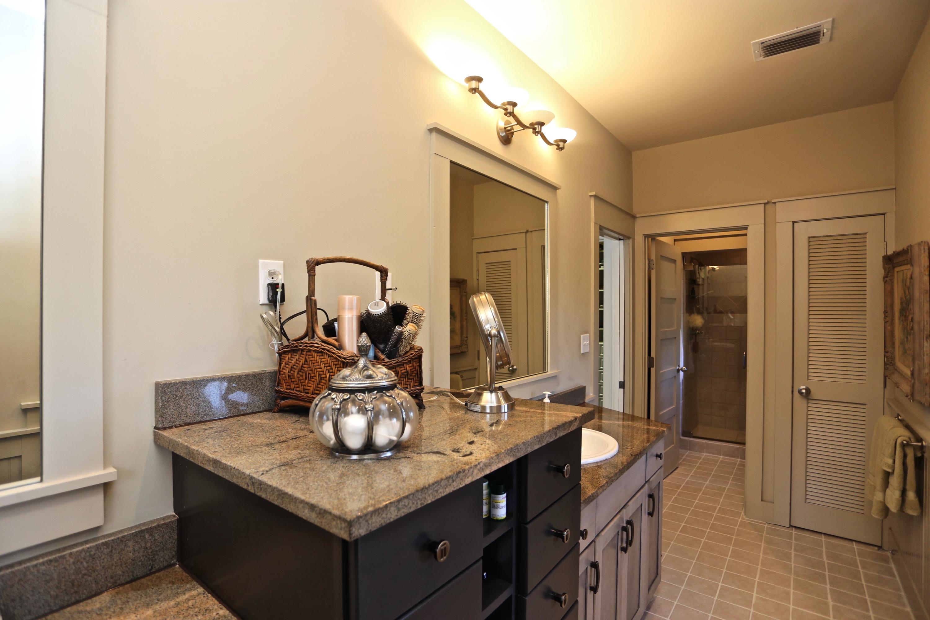 SUMMER RIDGE - Residential