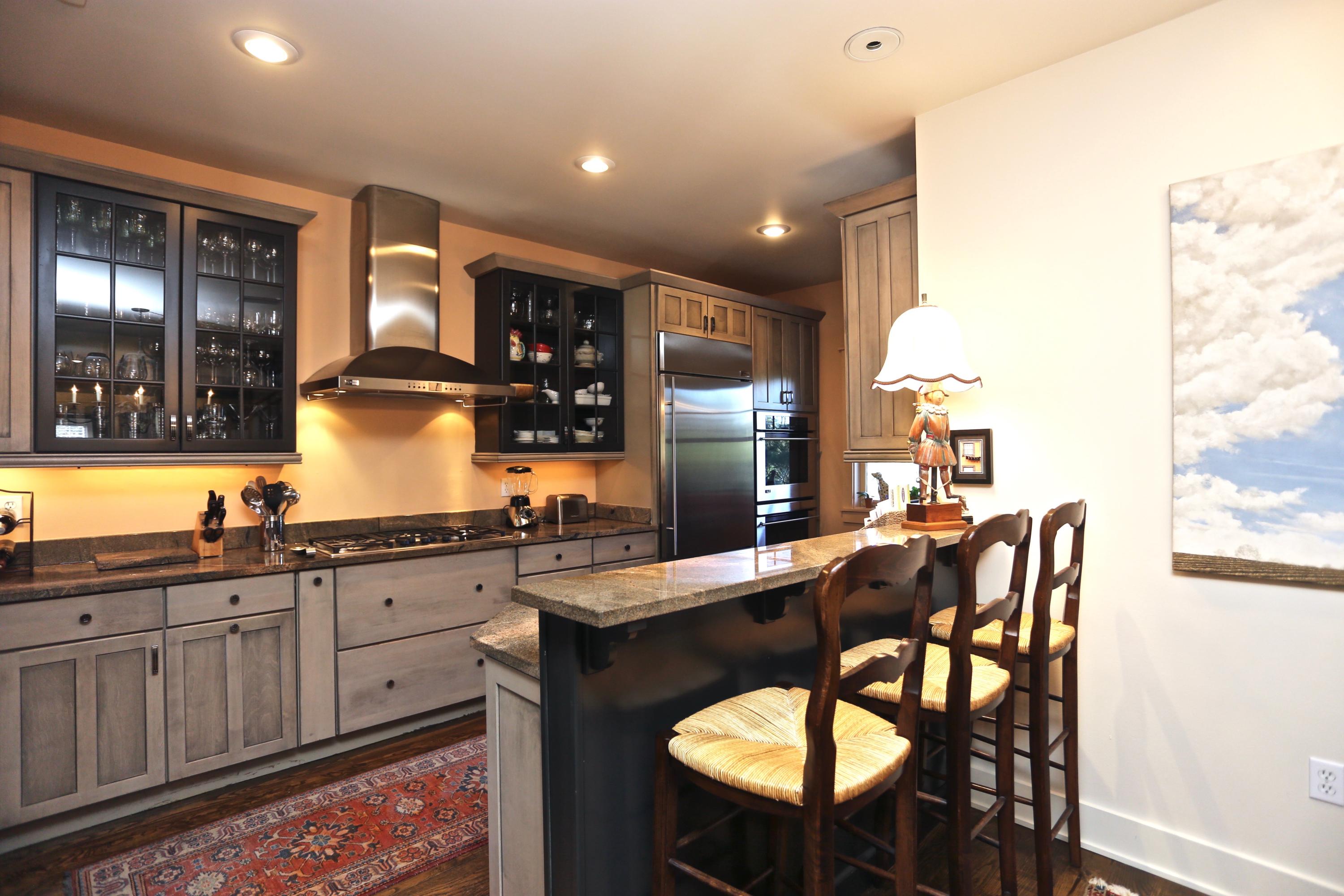 SUMMER RIDGE - Residential