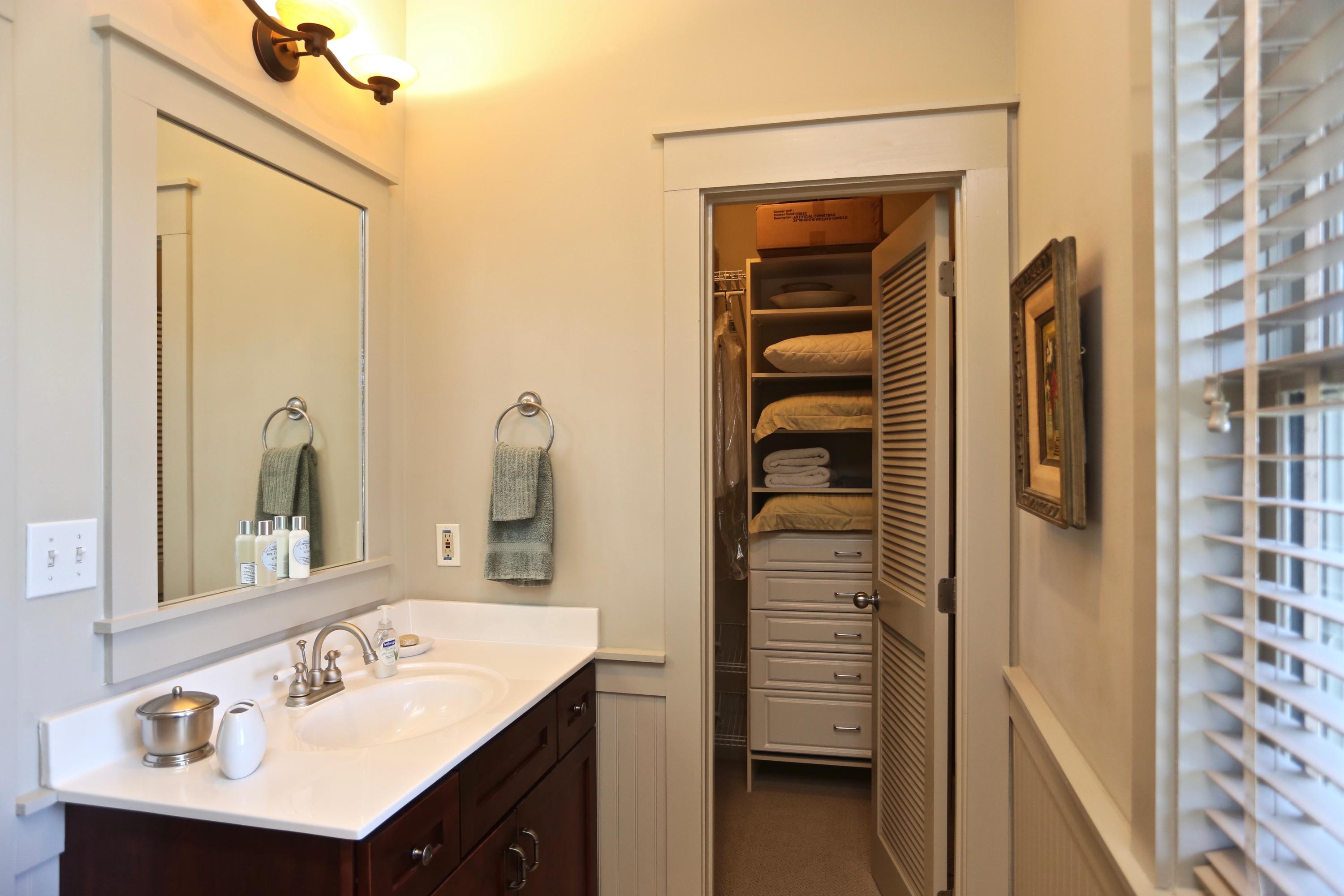 SUMMER RIDGE - Residential