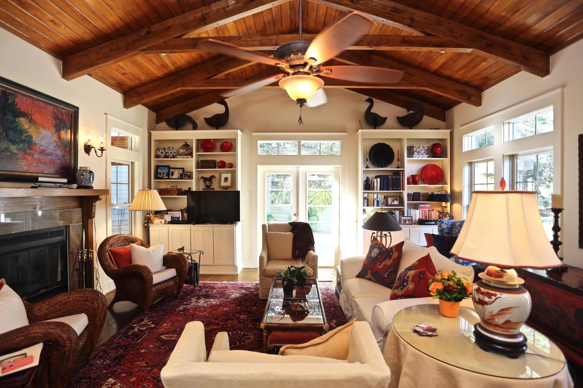 SUMMER RIDGE - Residential