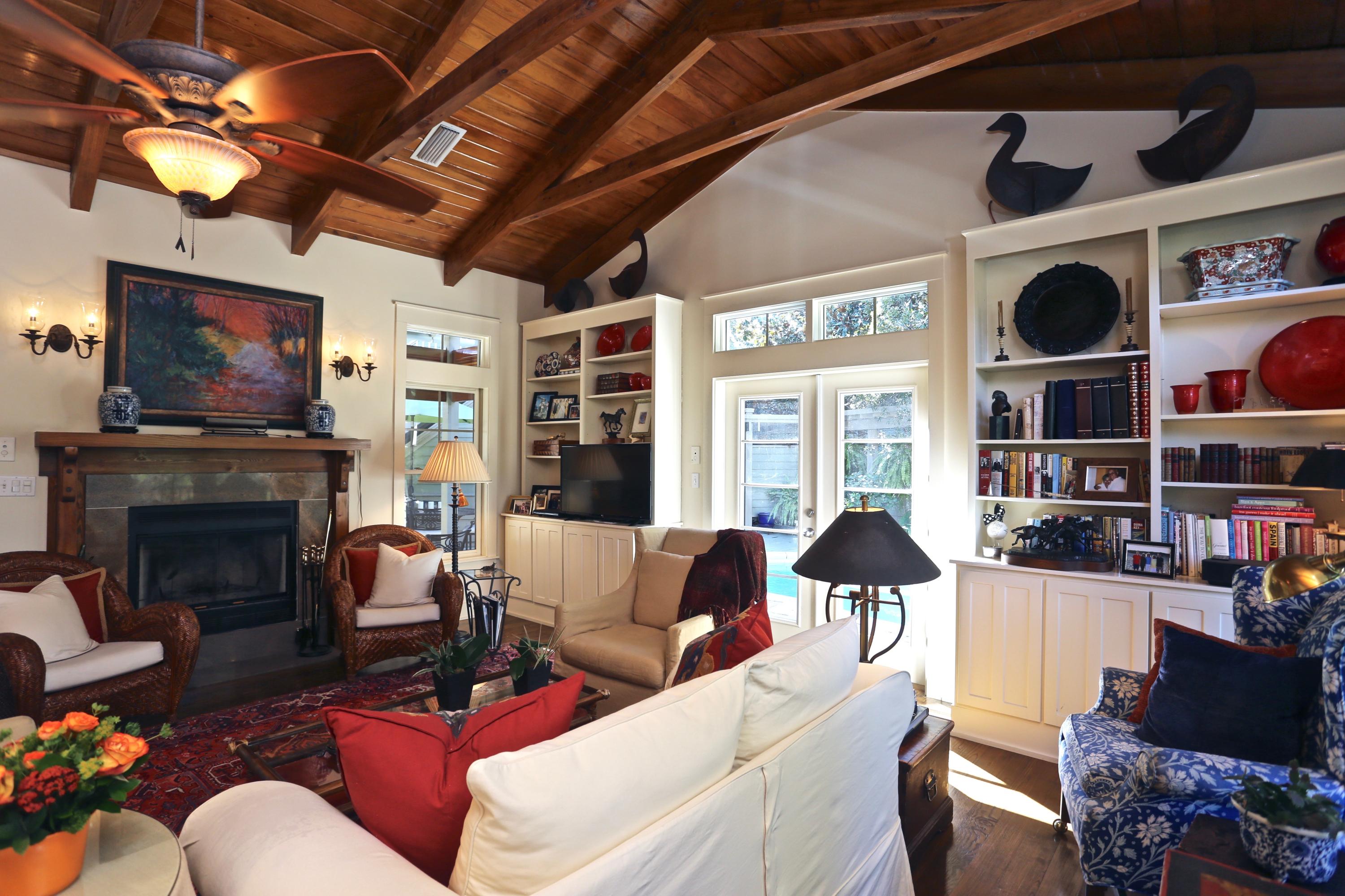 SUMMER RIDGE - Residential