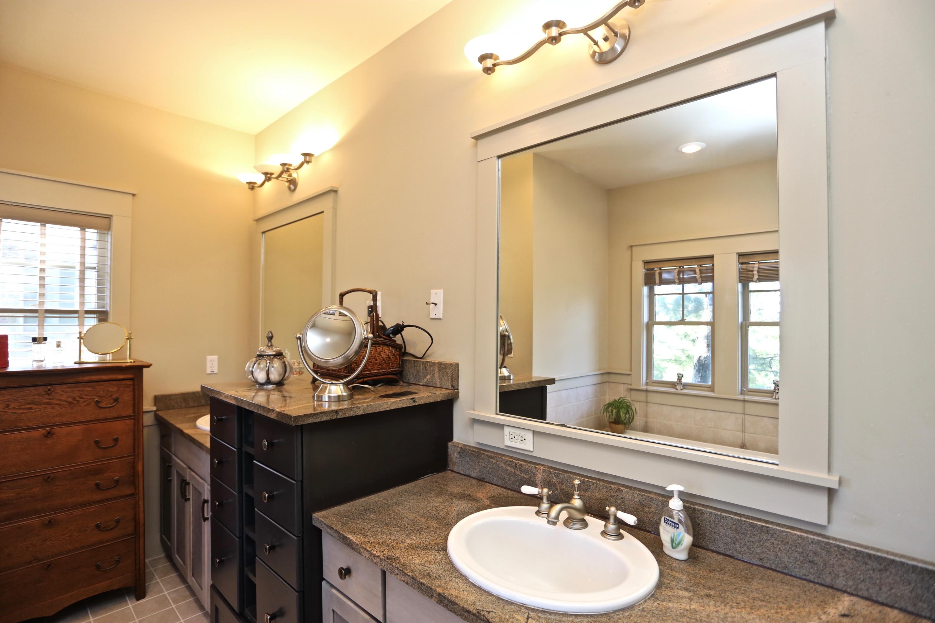 SUMMER RIDGE - Residential
