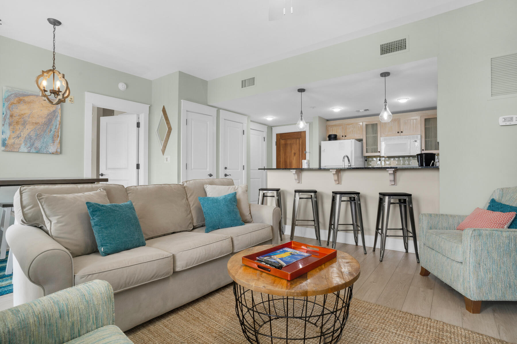 OBSERVATION POINT - Residential