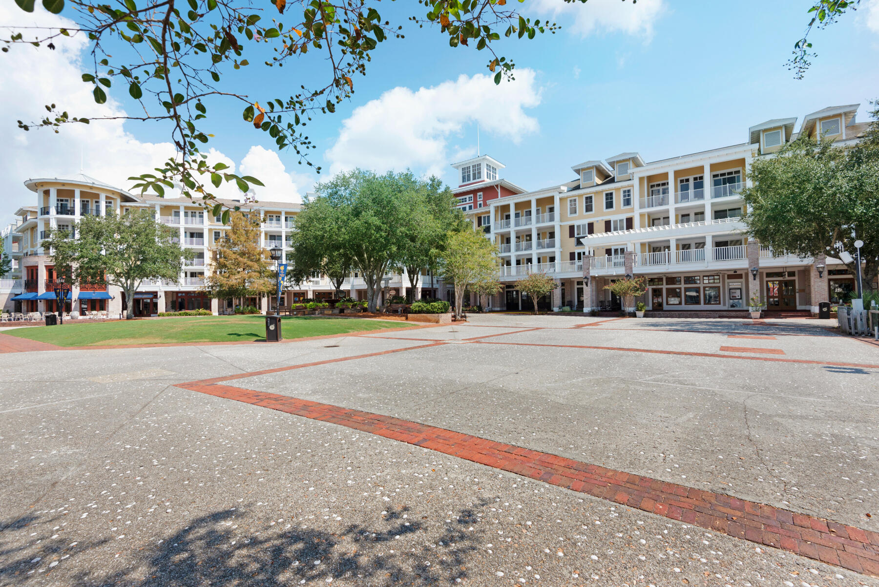 OBSERVATION POINT - Residential