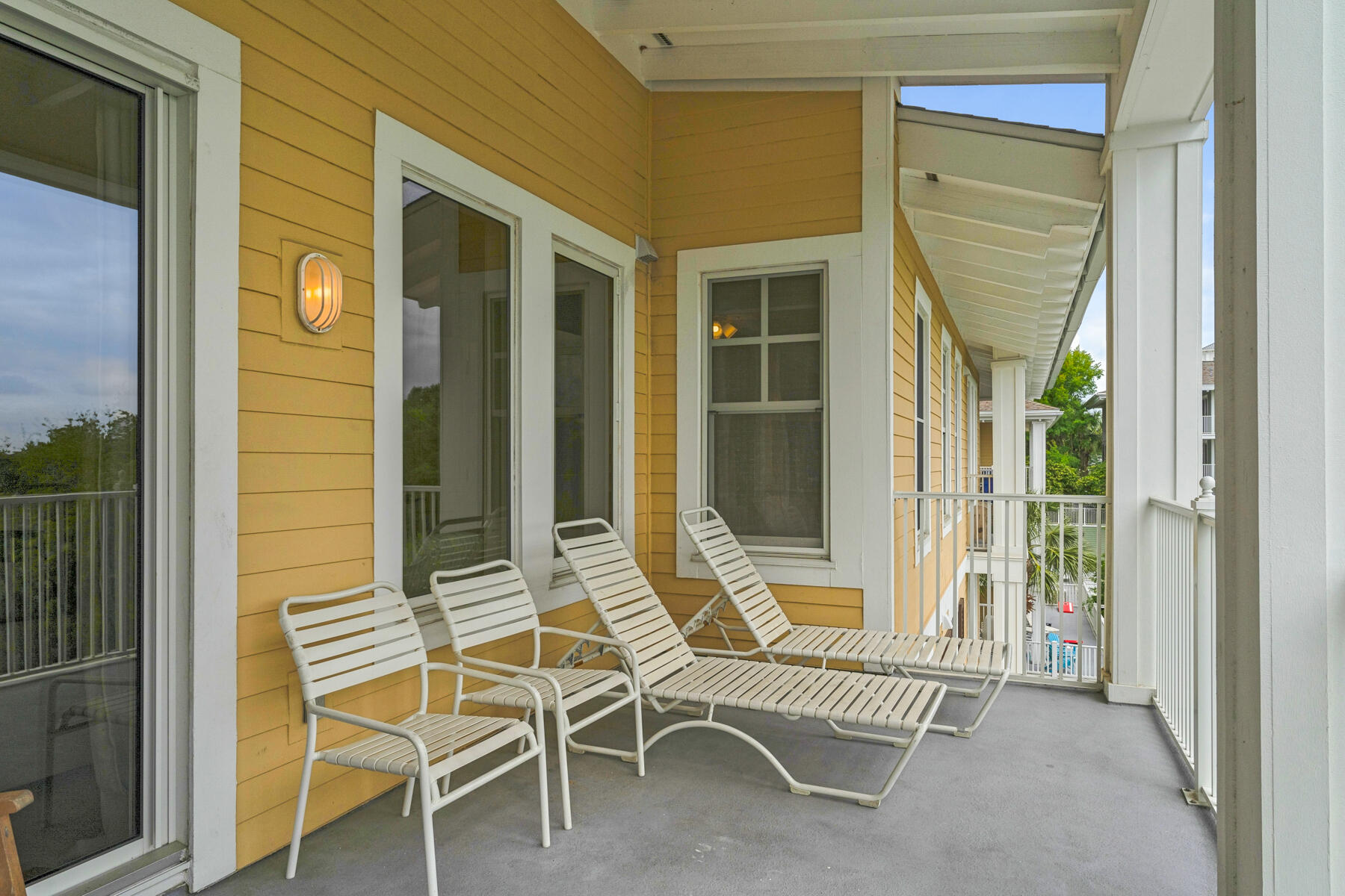 OBSERVATION POINT - Residential