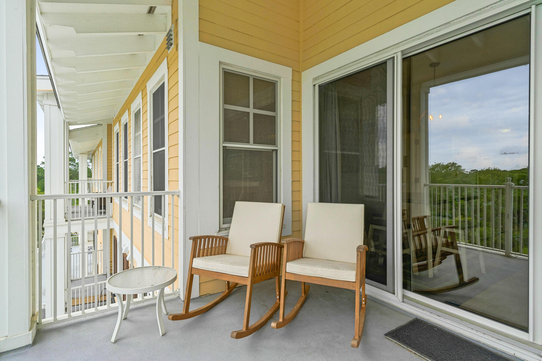 OBSERVATION POINT - Residential