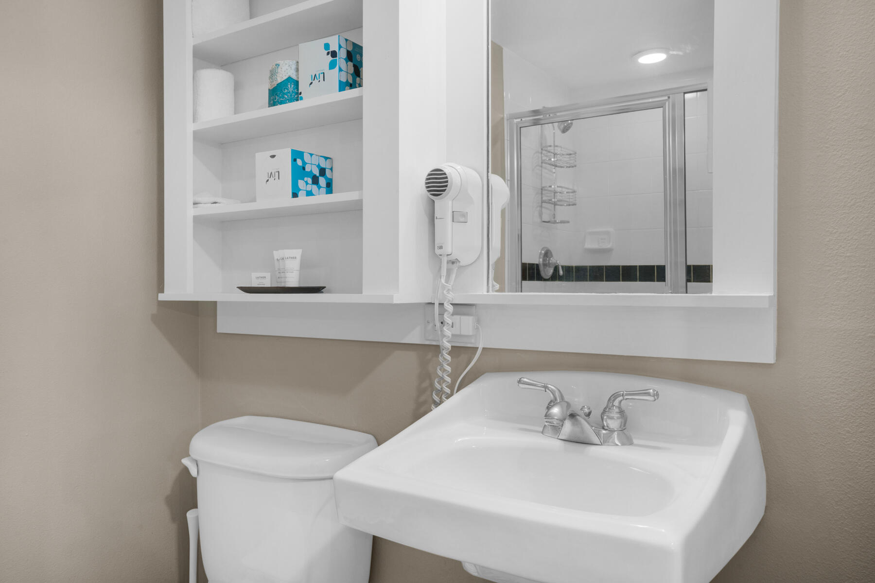 OBSERVATION POINT - Residential