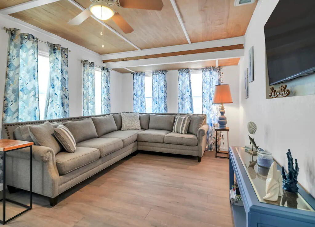 EGLIN HIGHWAY S/D - Residential