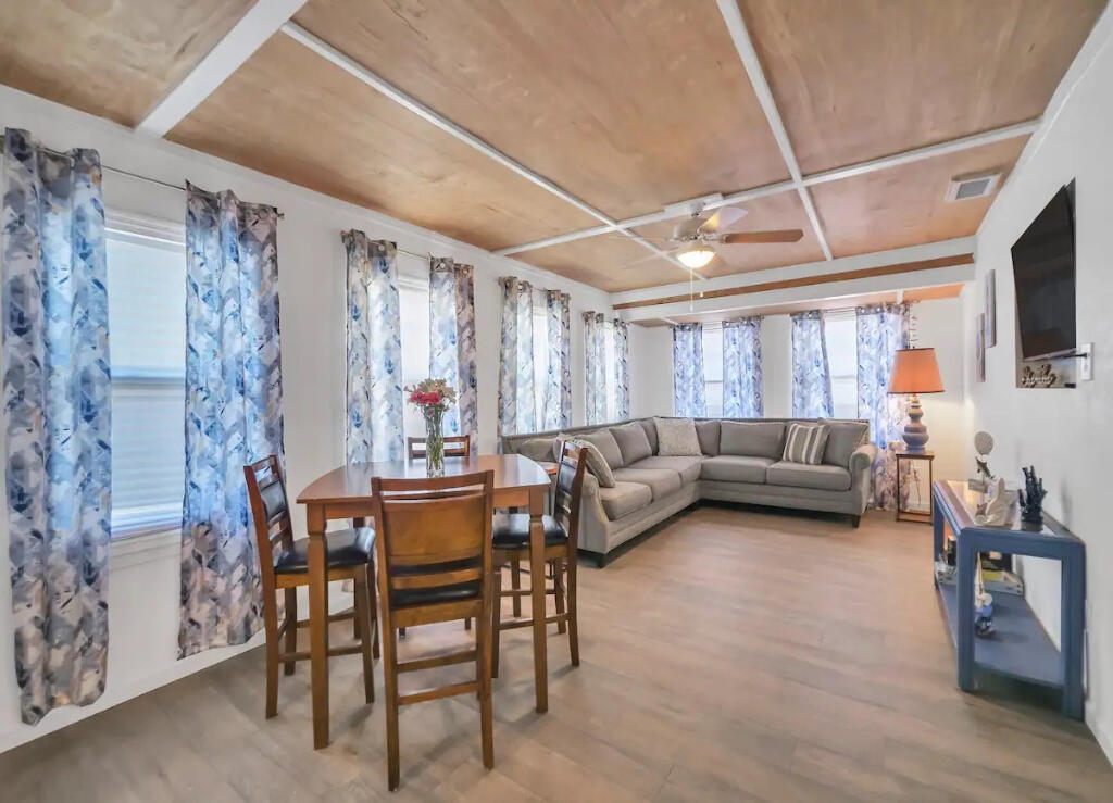 EGLIN HIGHWAY S/D - Residential