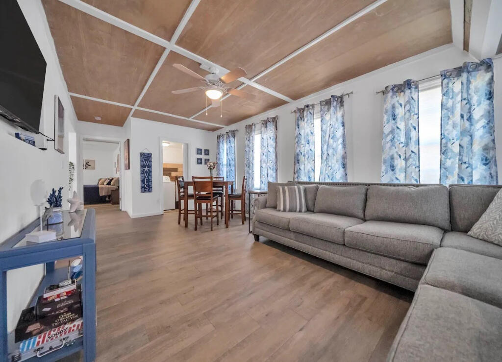 EGLIN HIGHWAY S/D - Residential