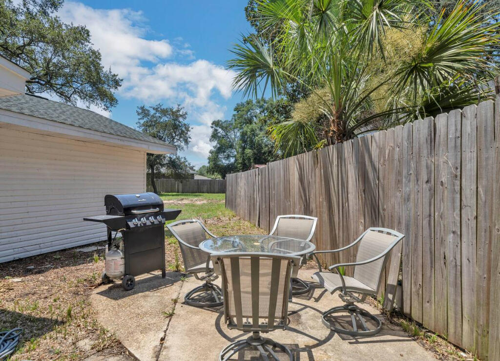 EGLIN HIGHWAY S/D - Residential