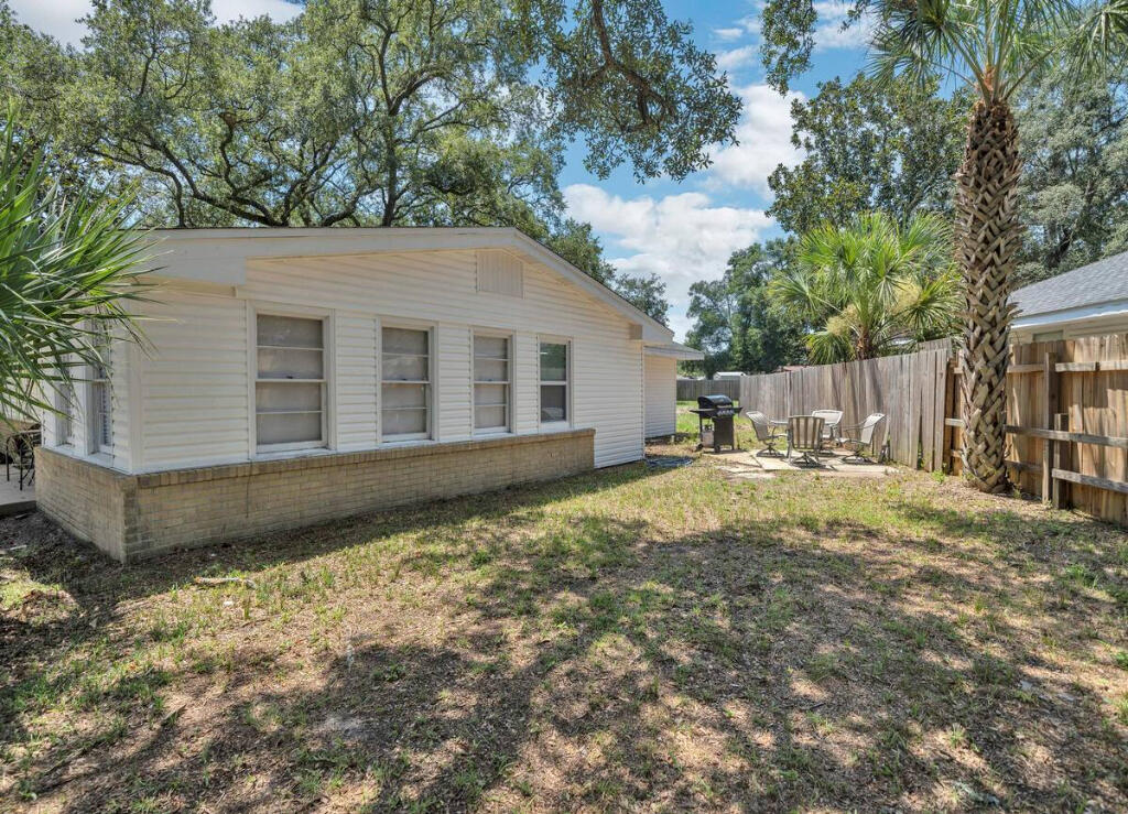 EGLIN HIGHWAY S/D - Residential