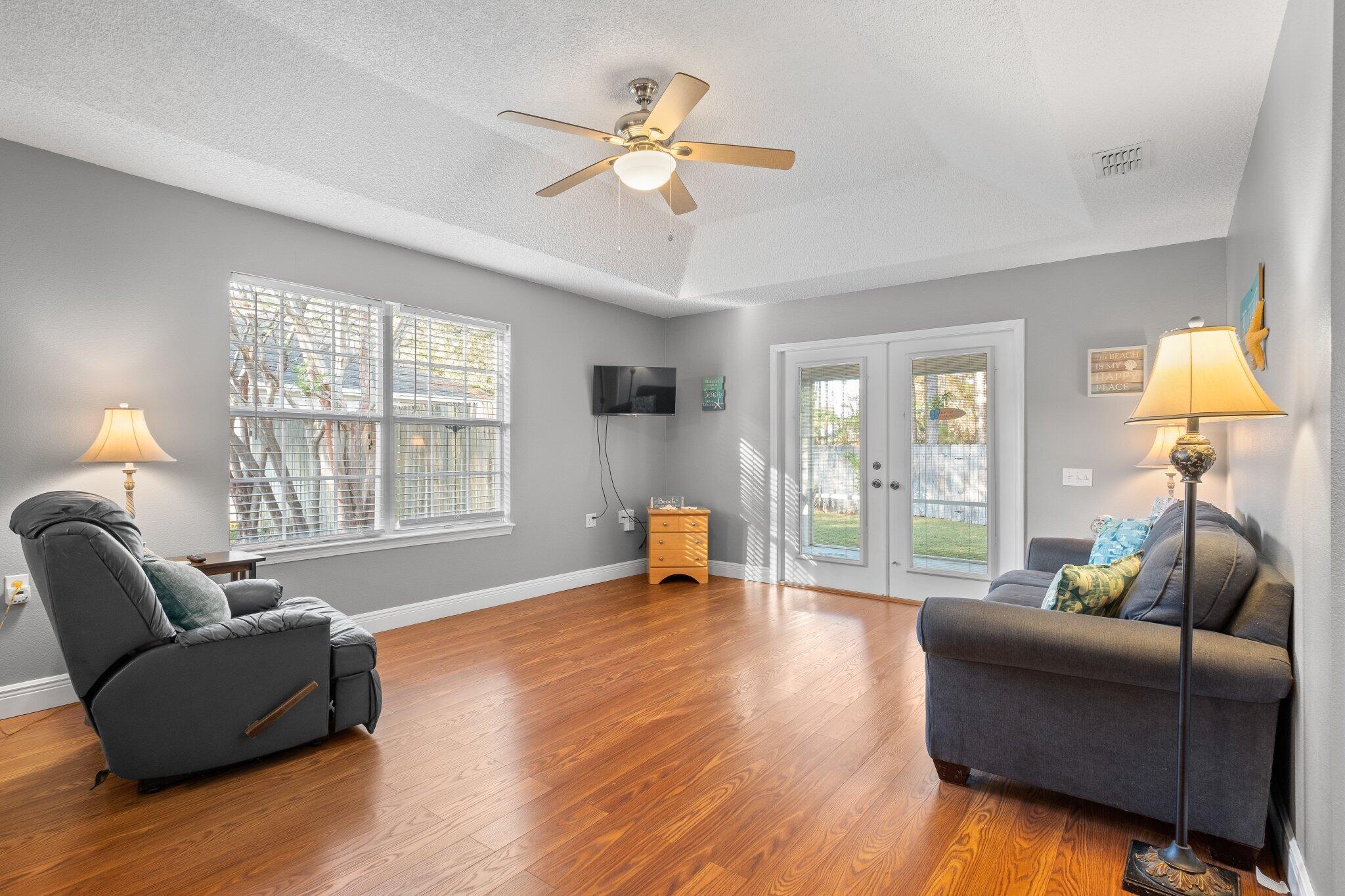 SHADOW LAKES - Residential