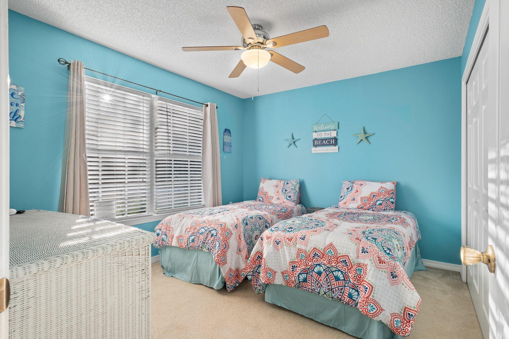 SHADOW LAKES - Residential