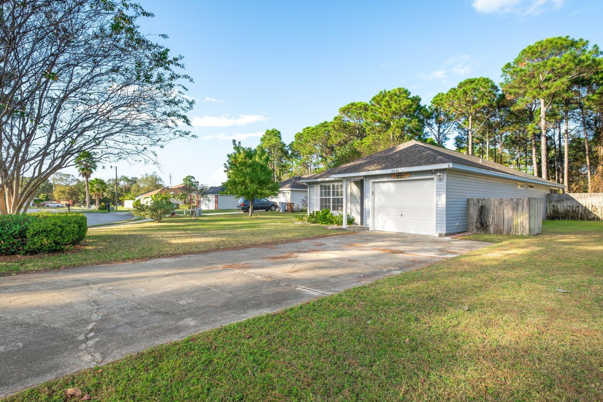 SHADOW LAKES - Residential