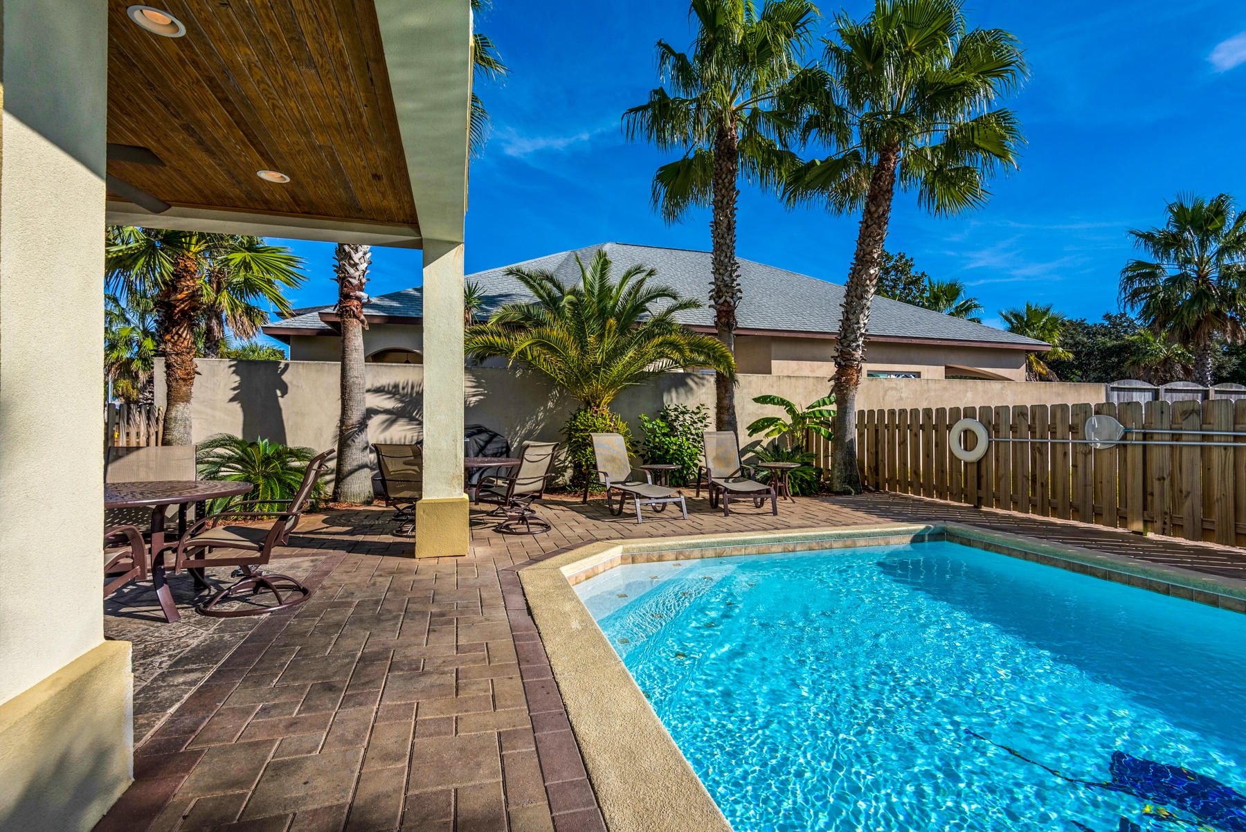 FRANGISTA BEACH - Residential