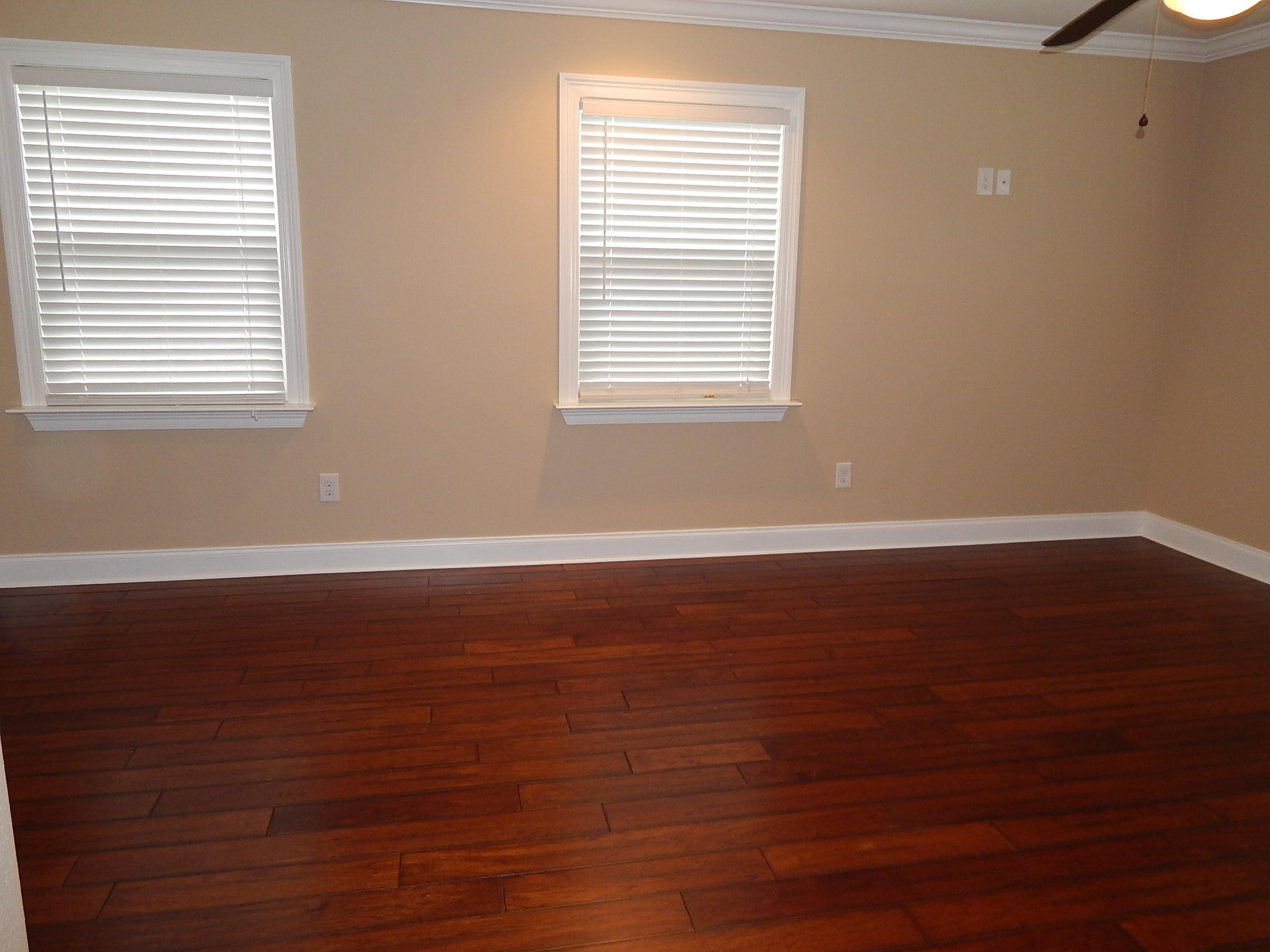 VILLA RUSS PARK - Residential