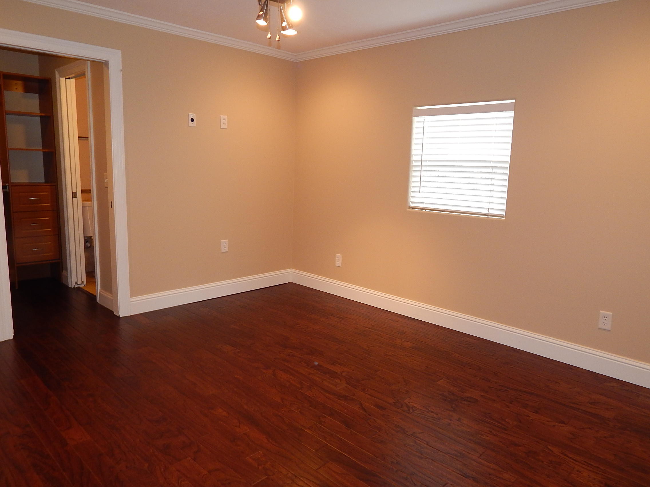 VILLA RUSS PARK - Residential