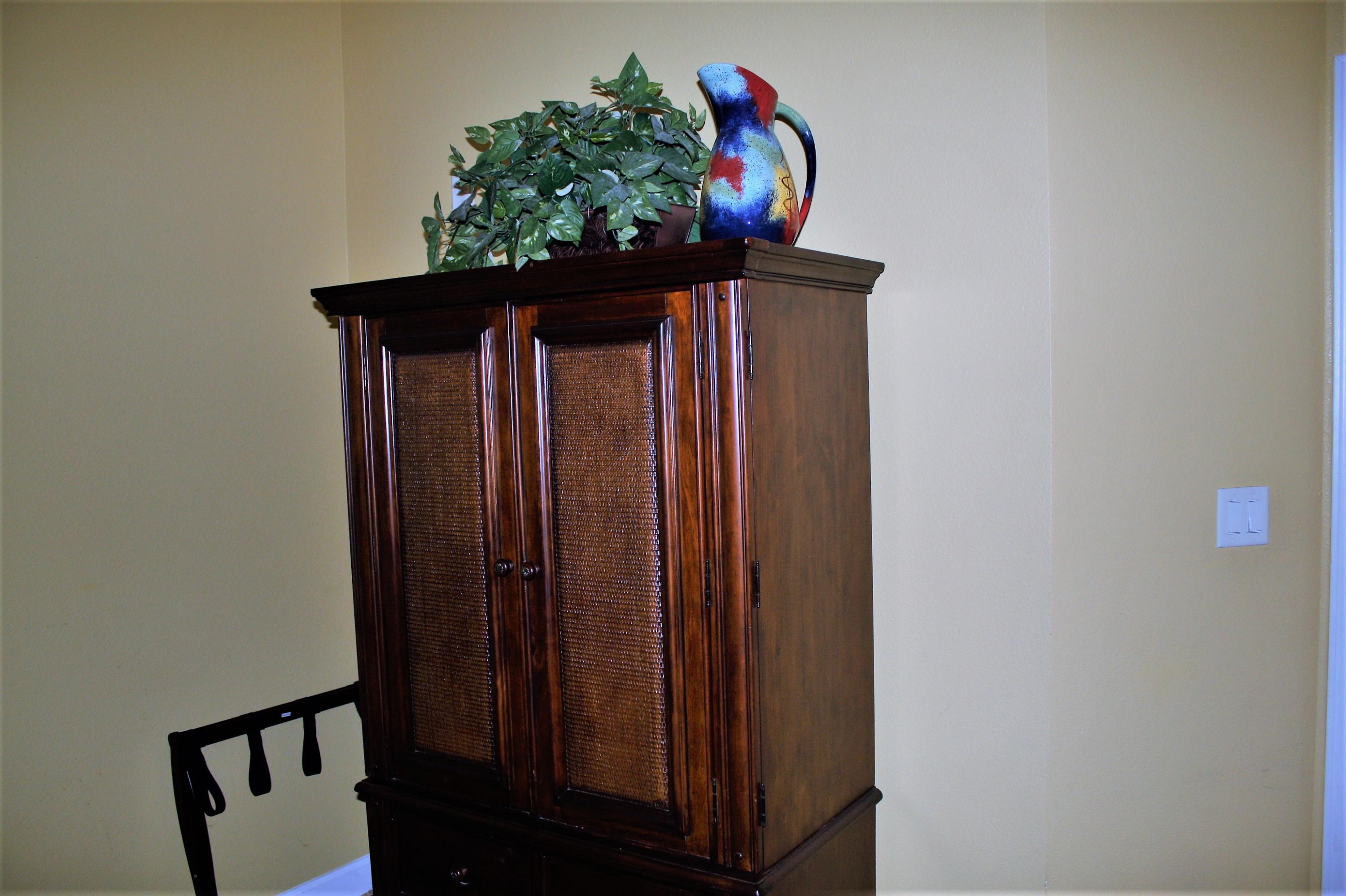 BEACH RESORT CONDOMINIUM - Residential