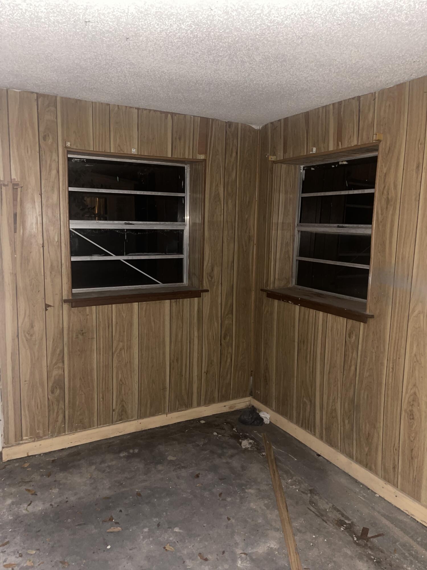 WOODLAND HEIGHTS - Residential