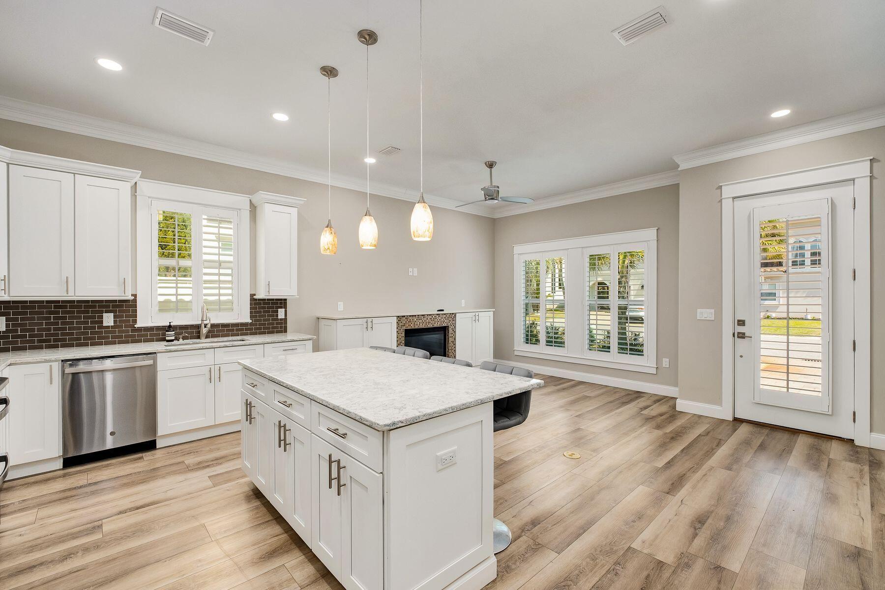 CALUSA BAY S/D - Residential