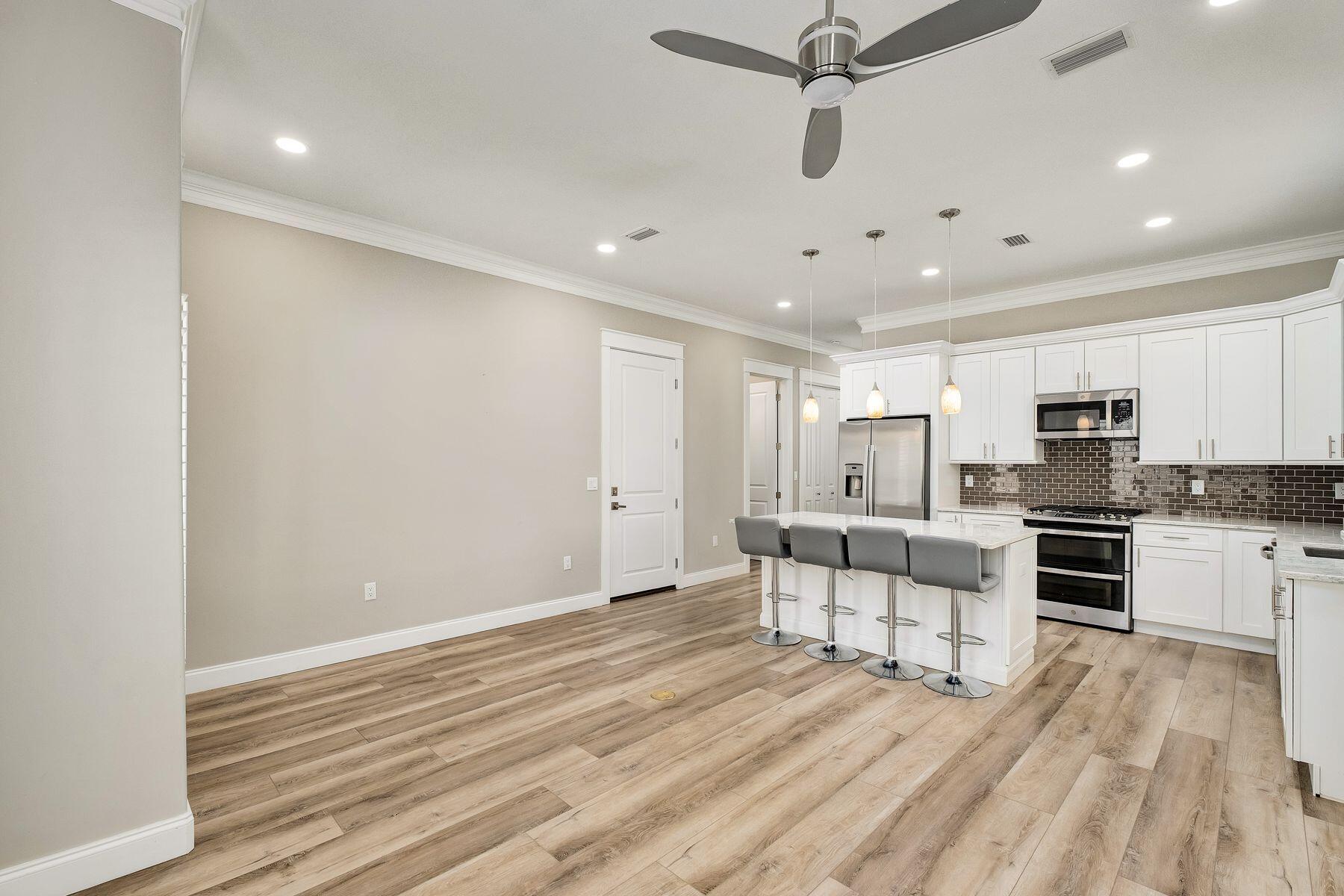 CALUSA BAY S/D - Residential