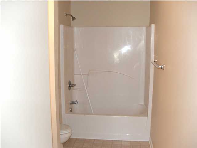 ROLLING PINES - Residential Lease